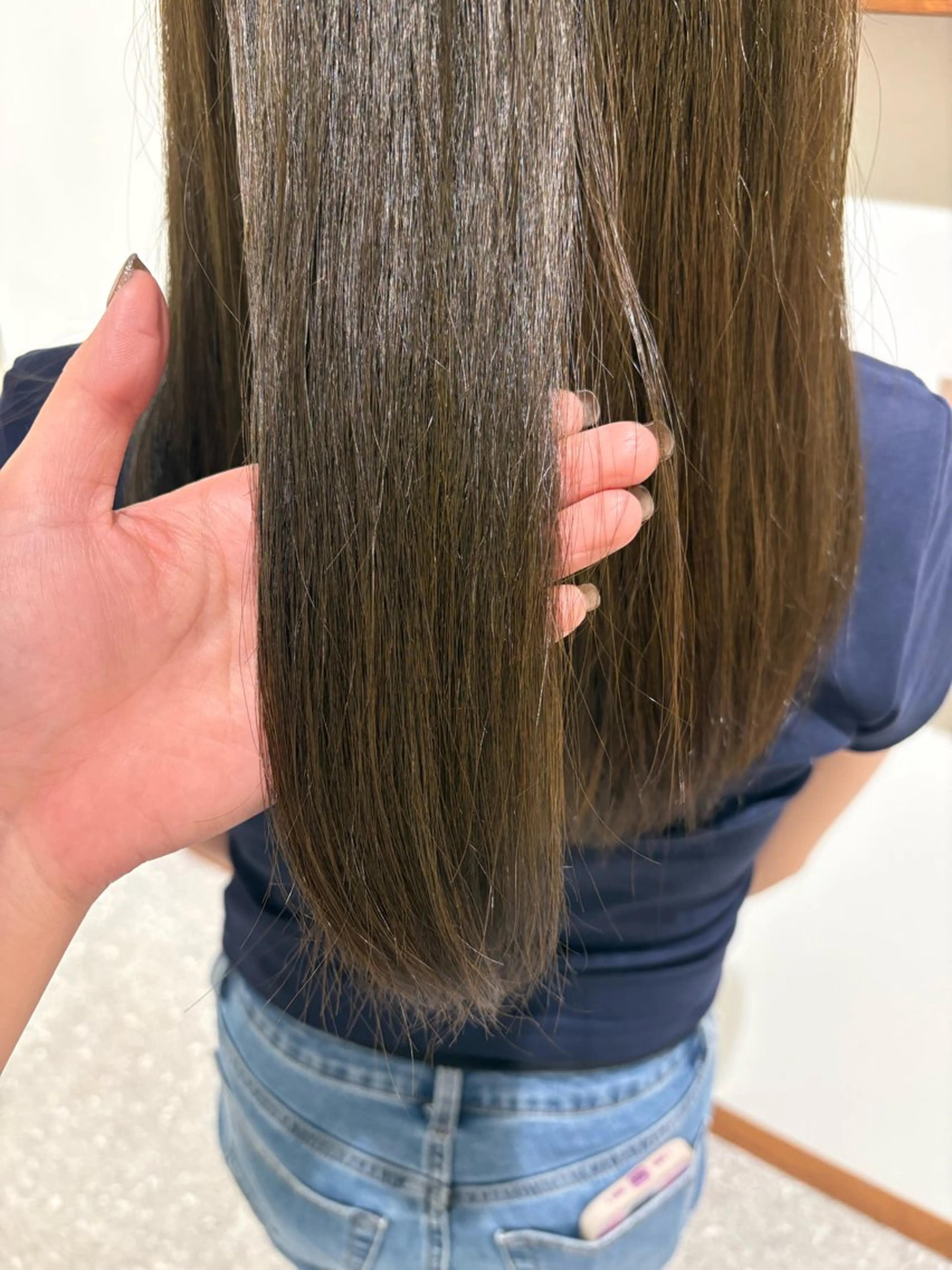 カラー 藤波 愛佳のヘアスタイル