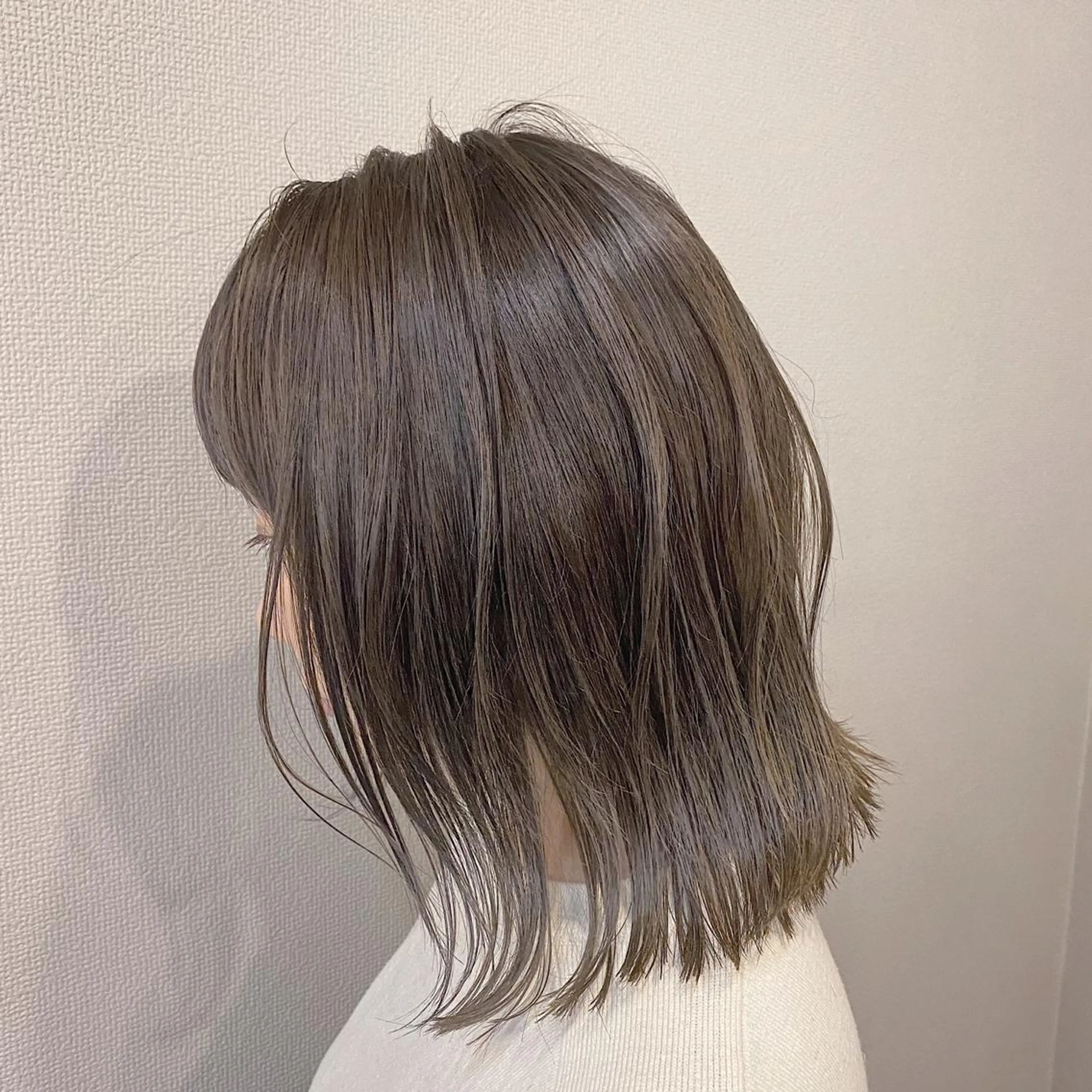 ミディアム カラー ベージュカラー ハイライトカラー ハイライト カット ヘアカラー トリートメント 山口 浩之のヘアスタイル