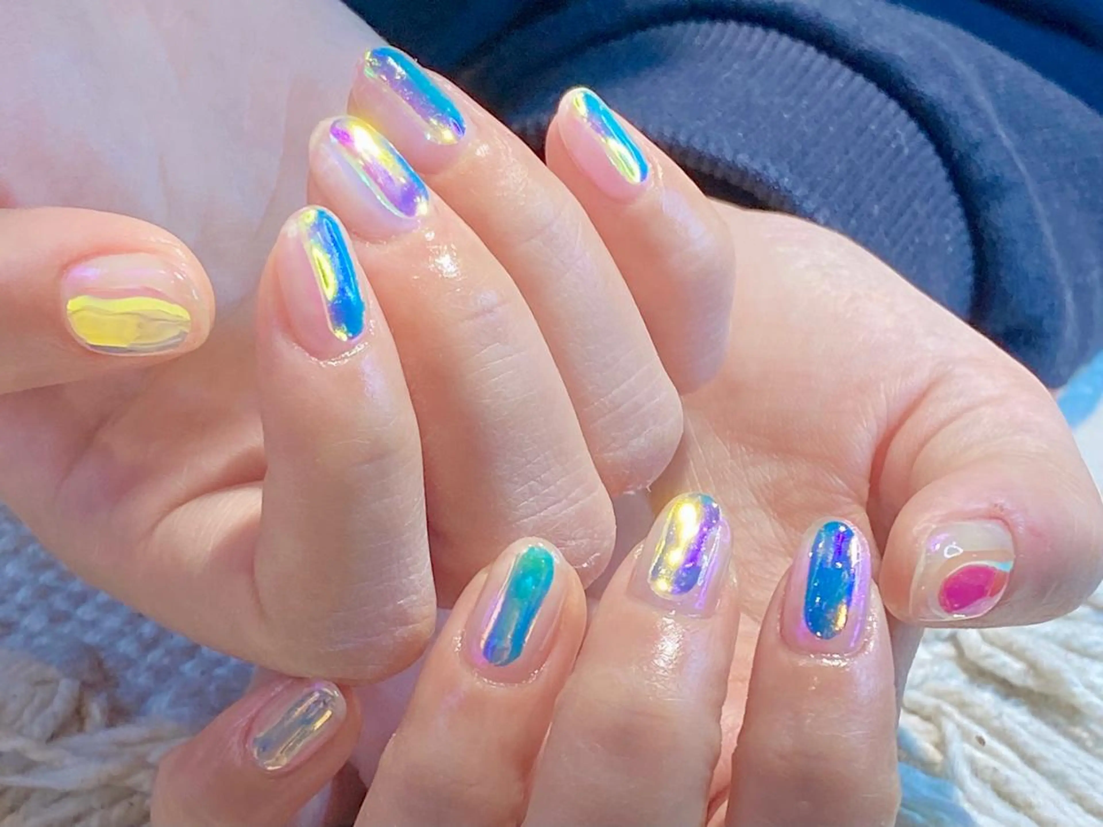 ネイル オーロラネイル 氷ネイル・うるうるネイル ハンドネイル megu  / sōko nailのネイルデザイン