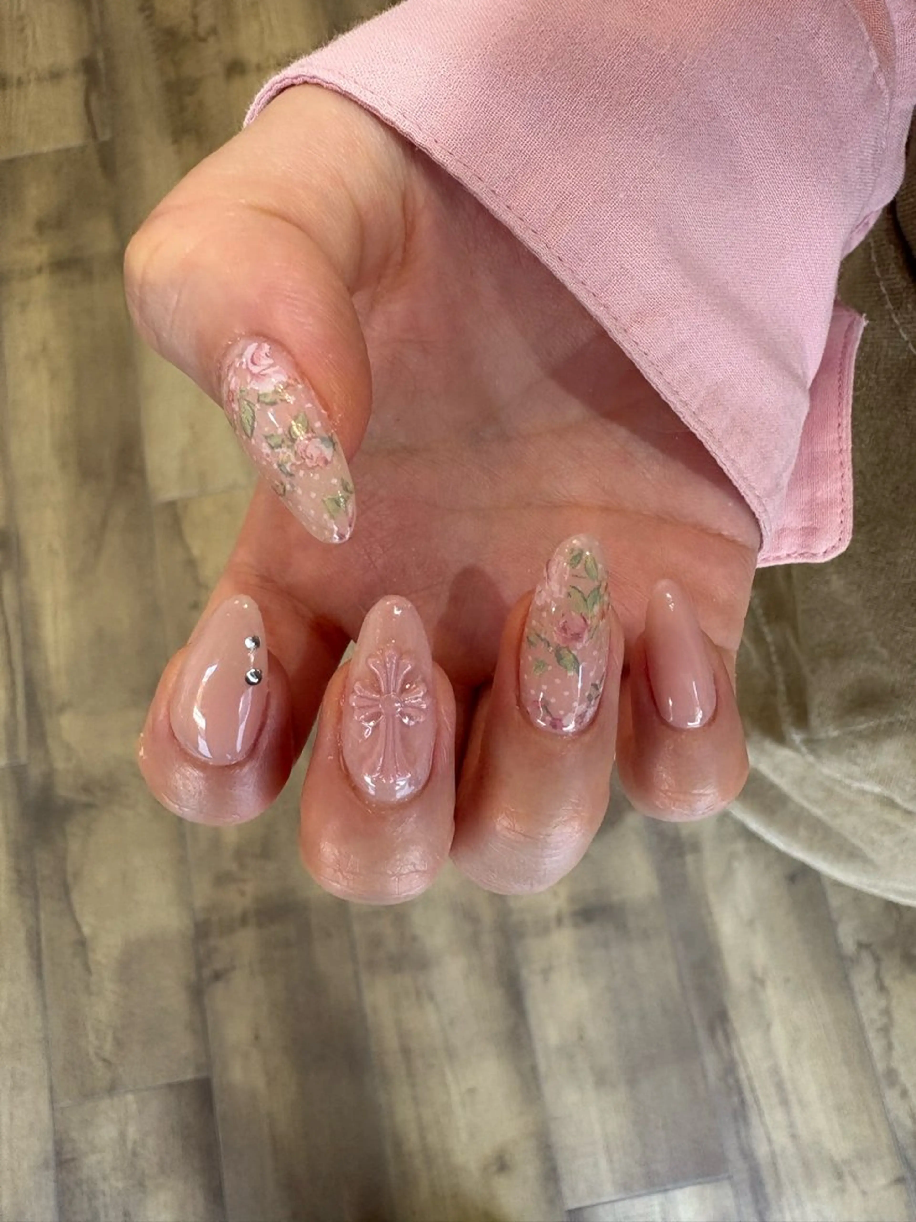 ネイル Mono chrome小林のネイルデザイン