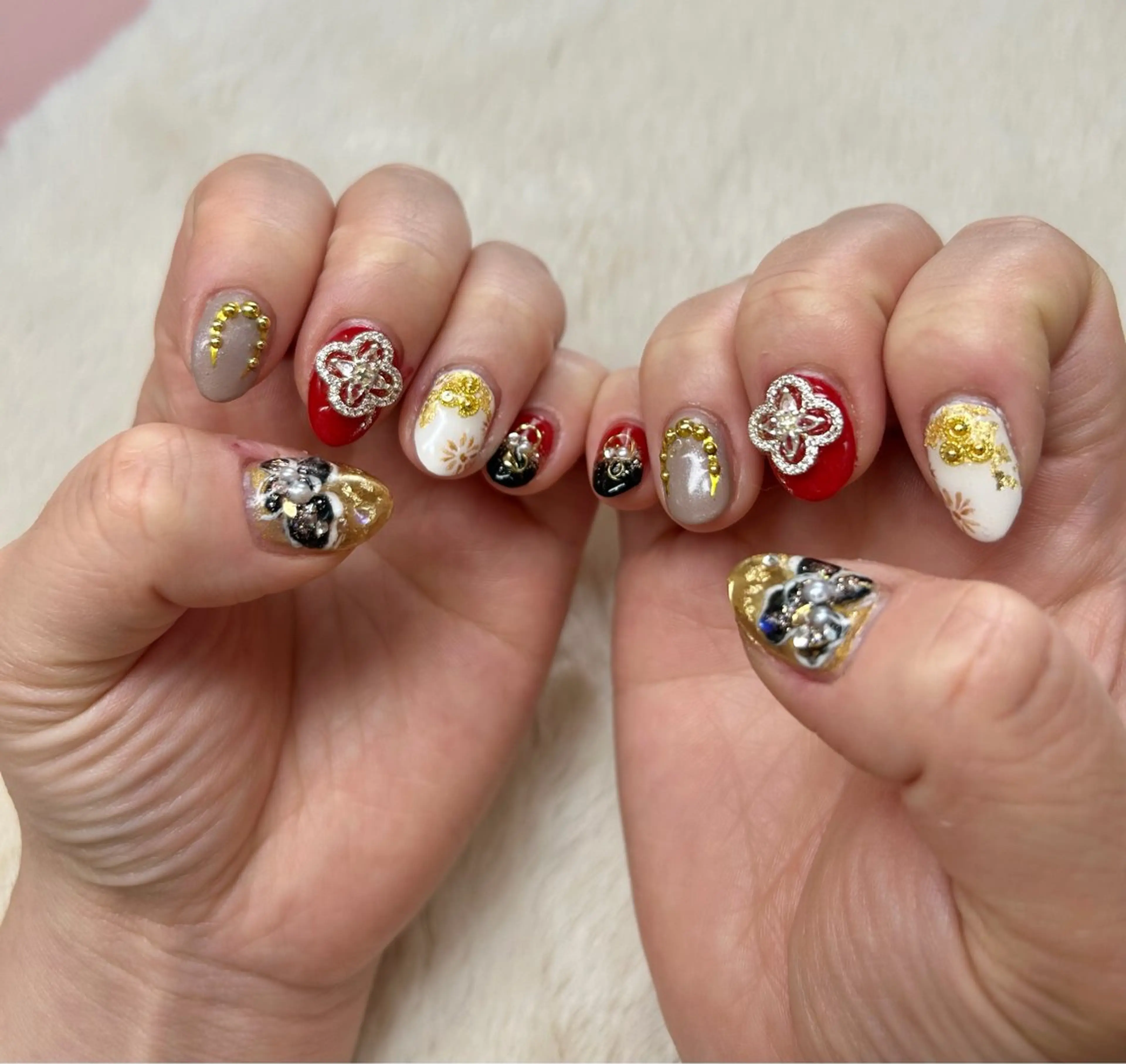 ネイル Y's TONEのネイルデザイン