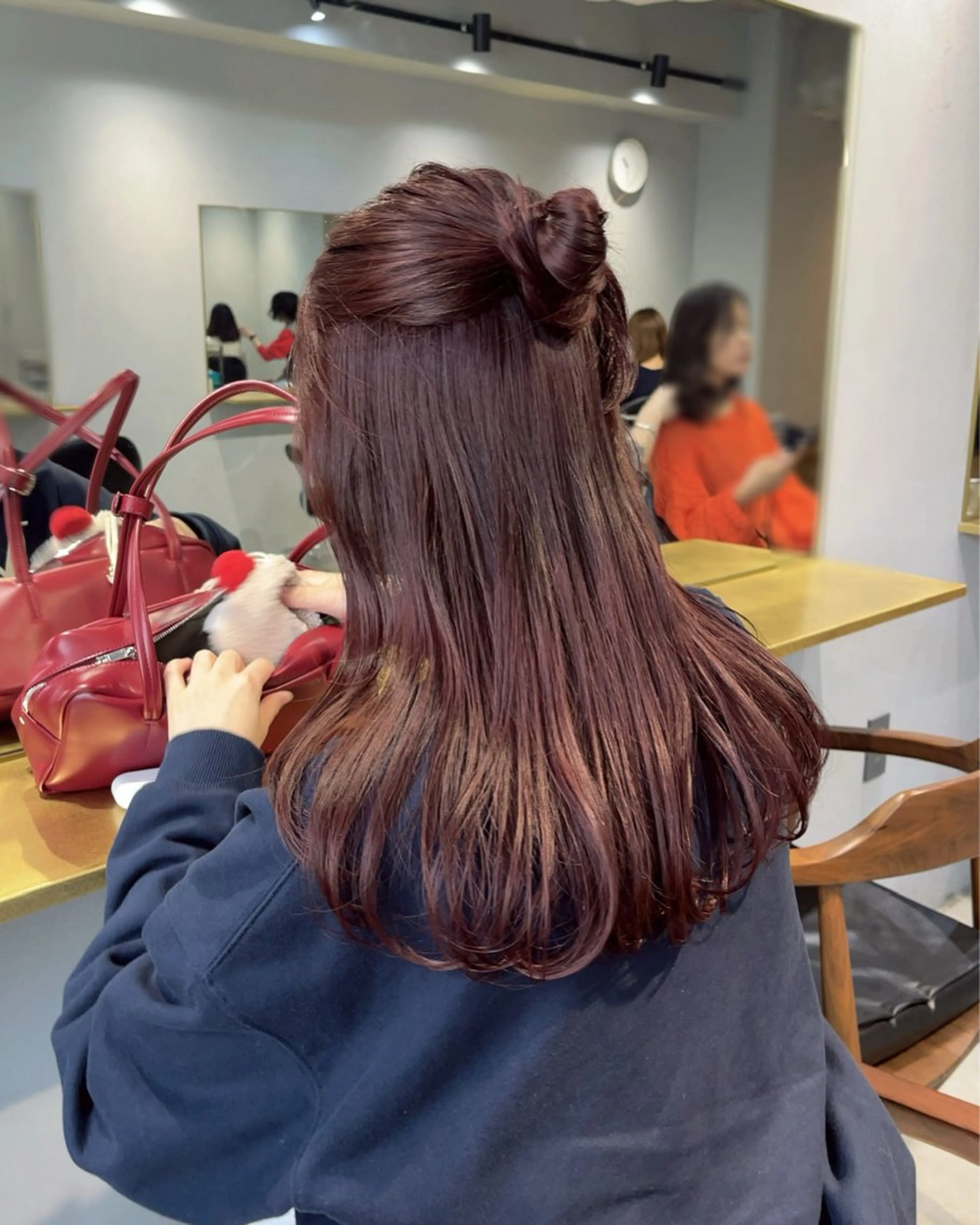 セミロング カラー ブラウンカラー レッドカラー レッドブラウン カット ヘアカラー トリートメント 【表参道】Ruri デジタルパーマのヘアスタイル