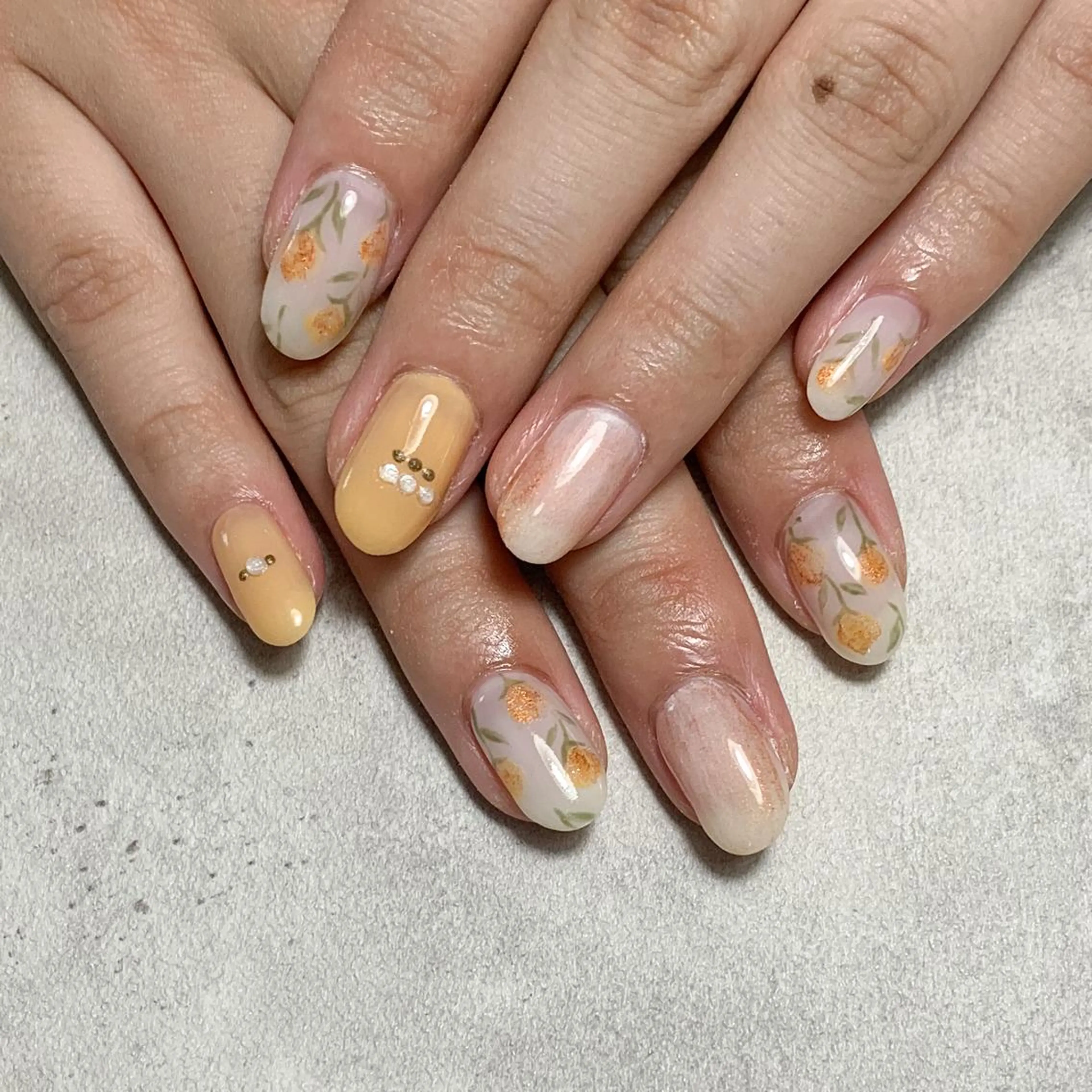 ネイル FIORITURA aiのネイルデザイン