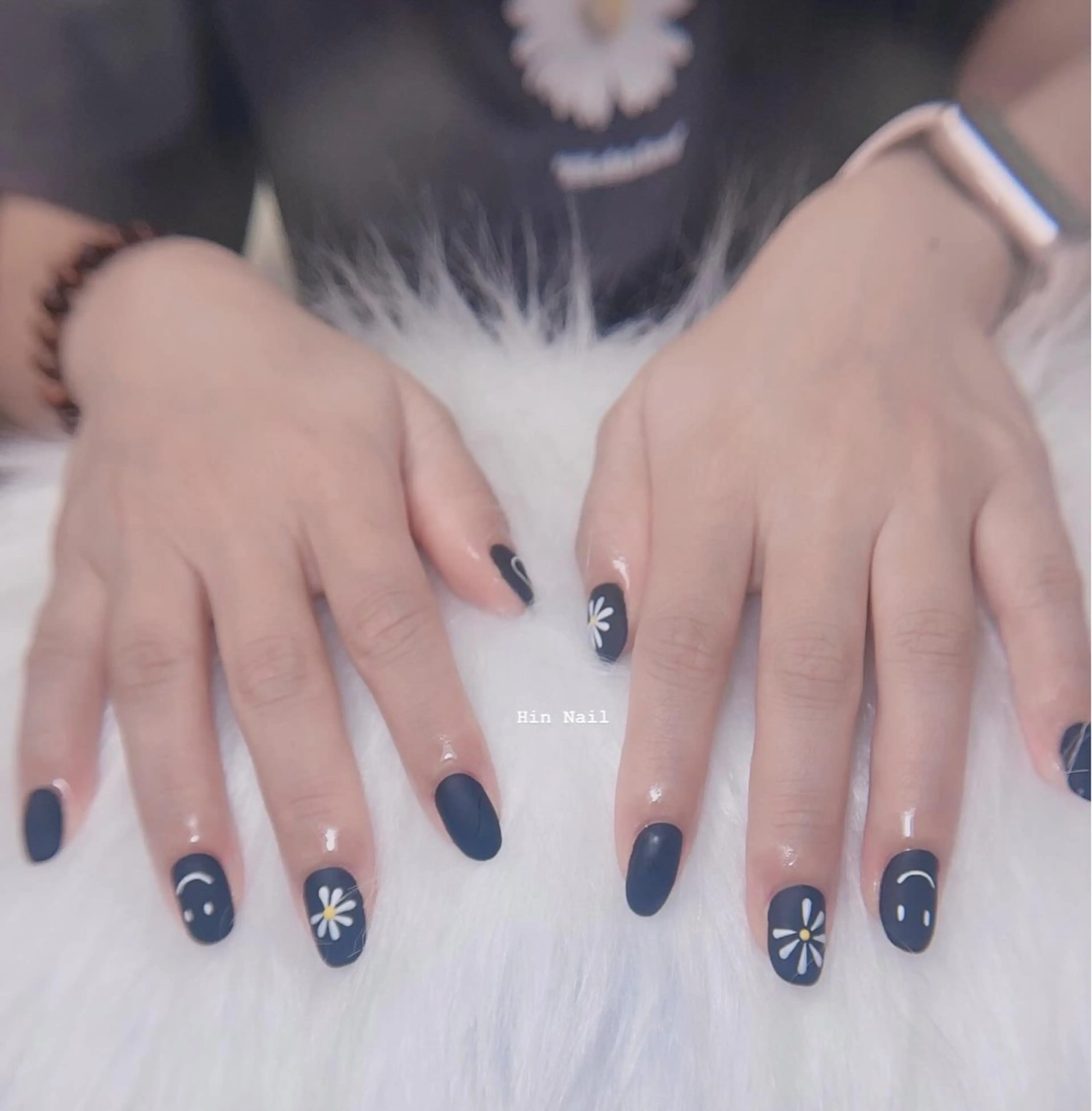 ネイル ハンドネイル Hin Nailsのネイルデザイン