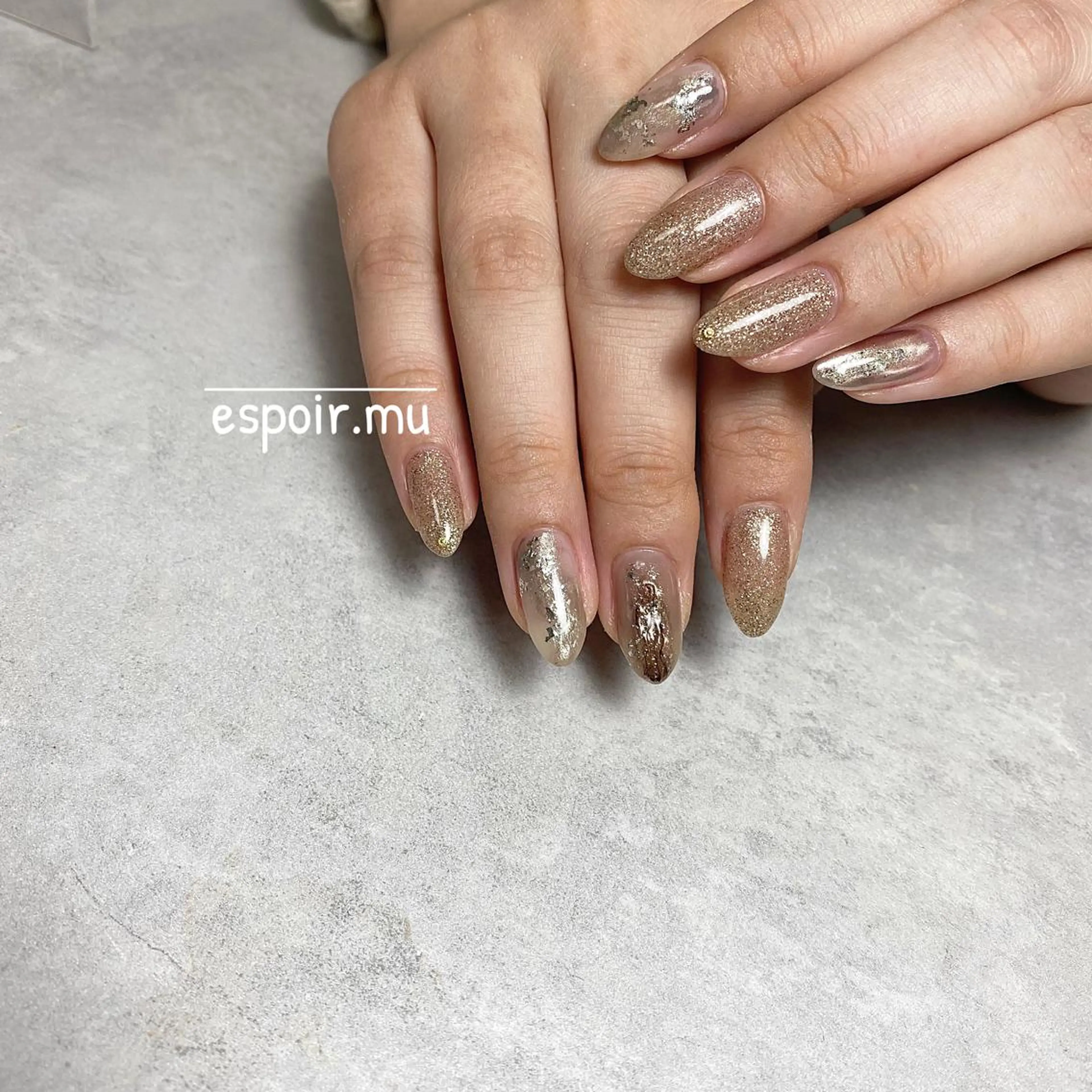 ロング ネイル espoir. muのネイルデザイン