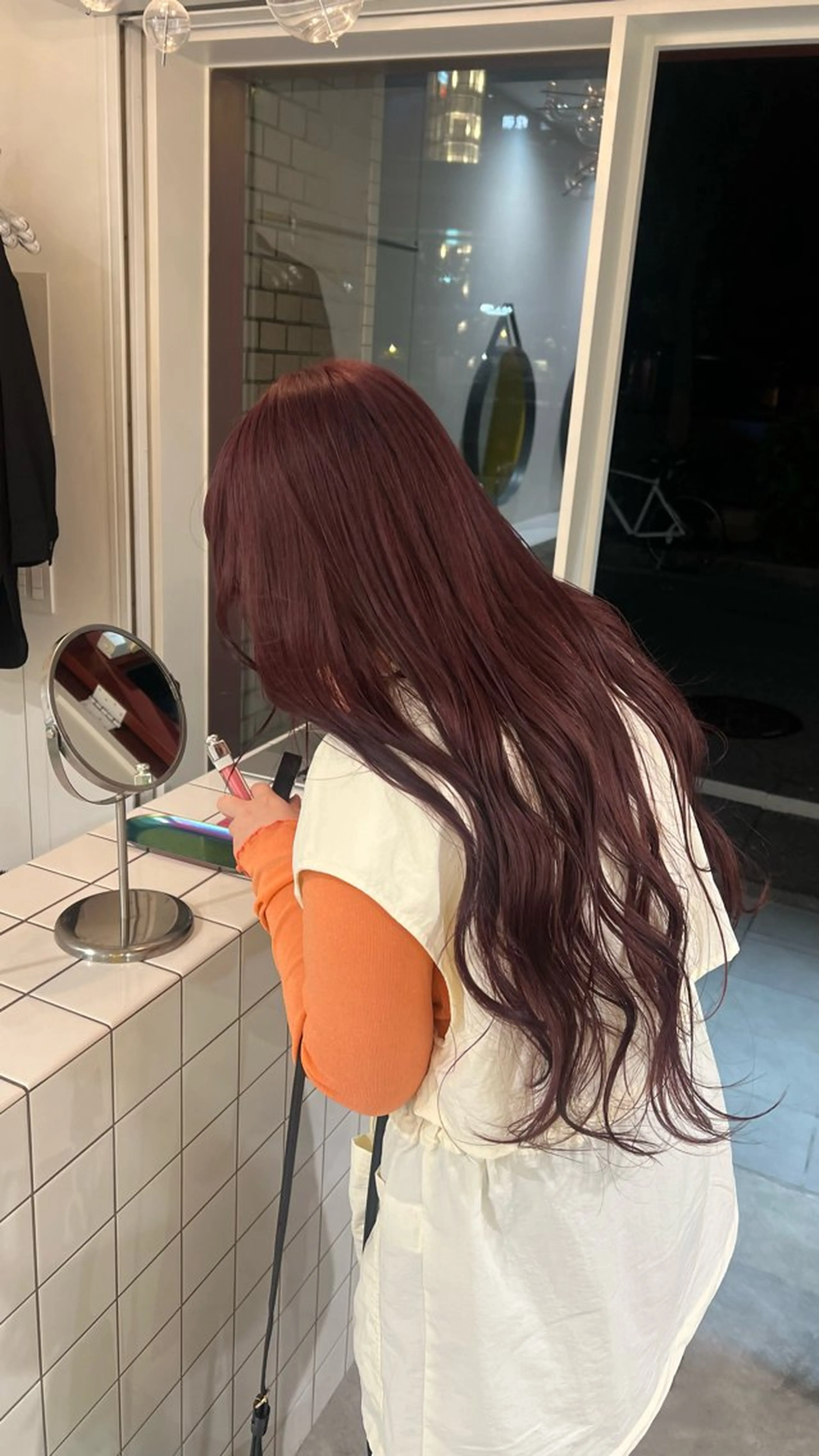 ロング 室屋 鈴音のヘアスタイル