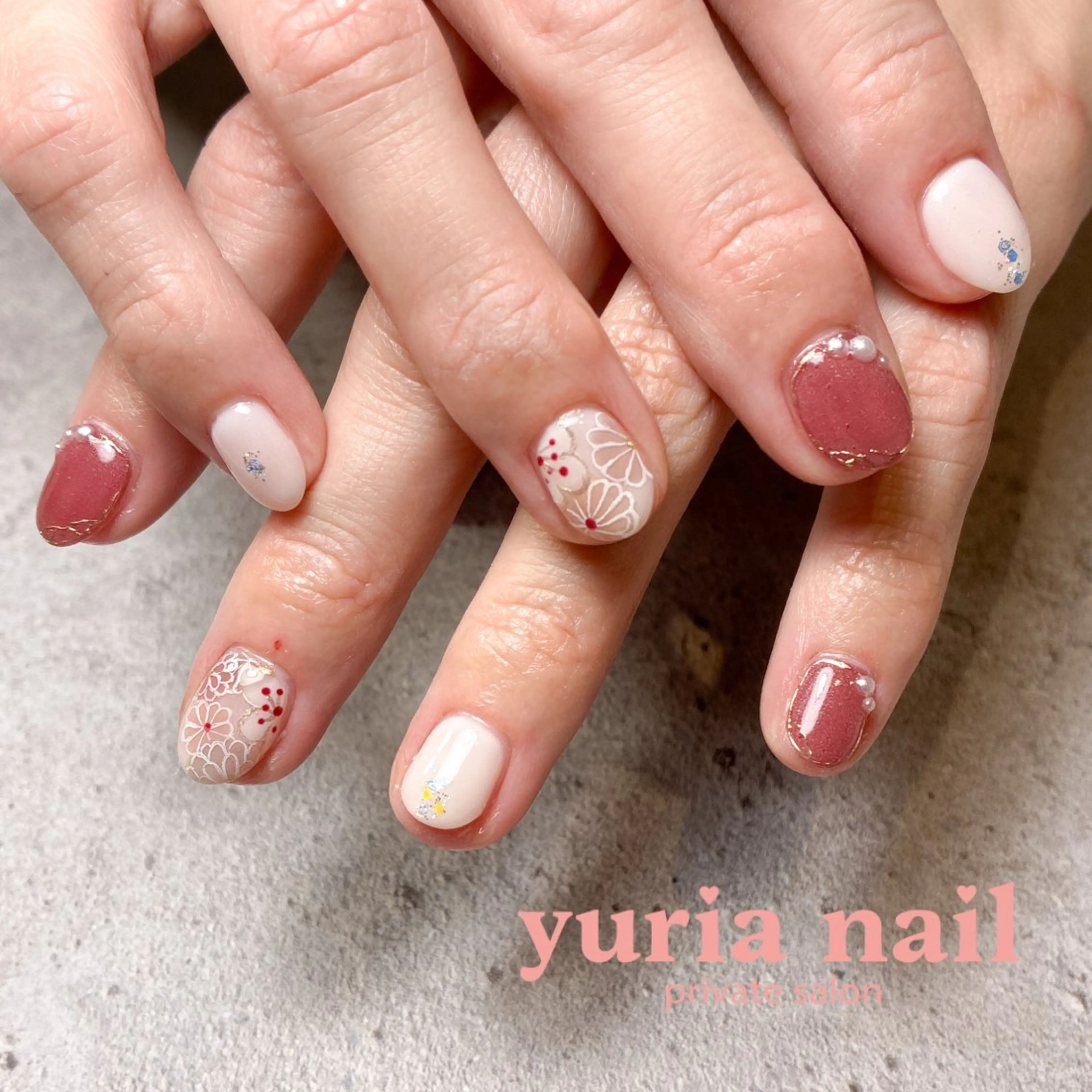 ネイル アートネイル フラワーネイル ジェルネイル ピンク ホワイト ハンドネイル 小林 ゆりあのネイルデザイン