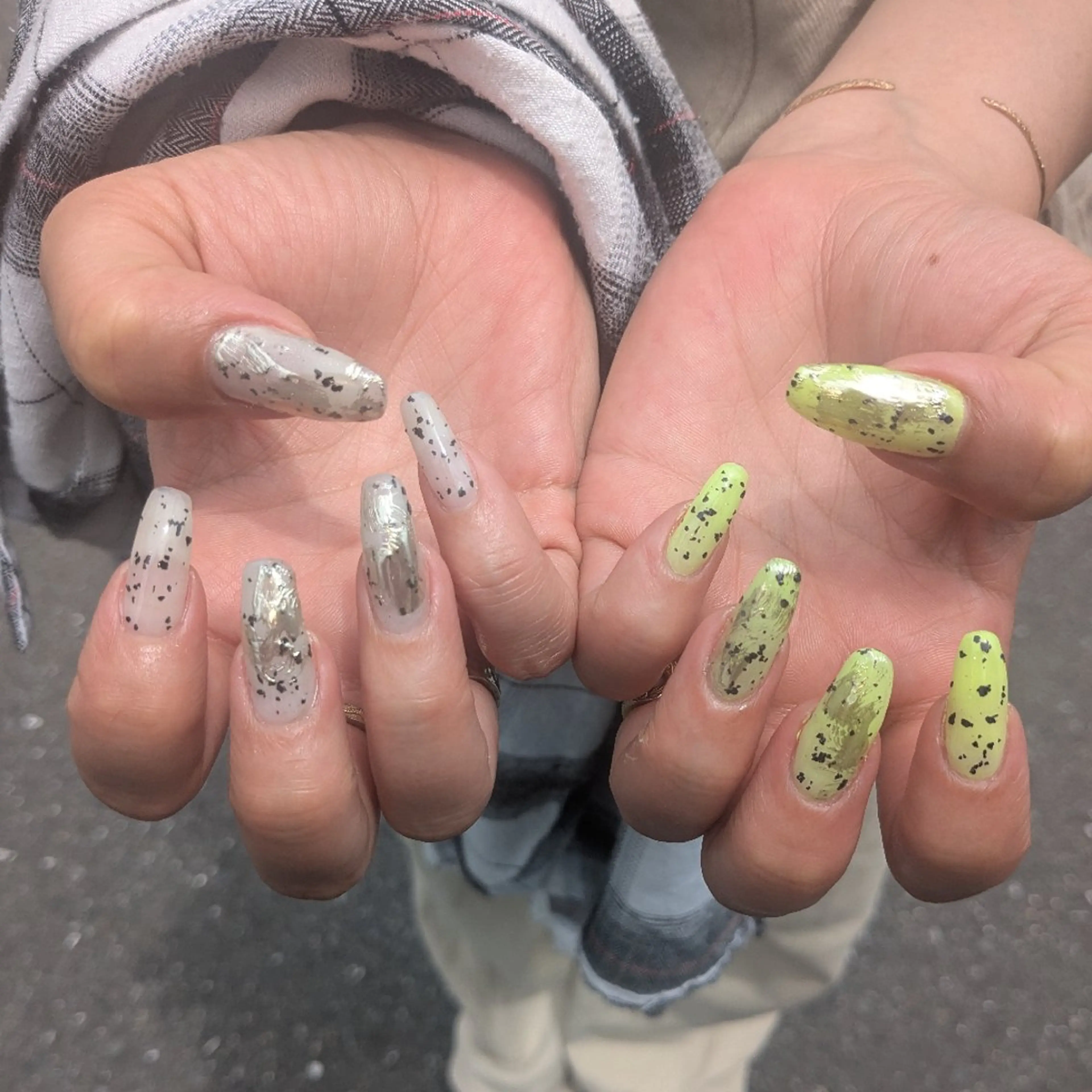 ネイル sanjo 🧸yuki🤎のネイルデザイン