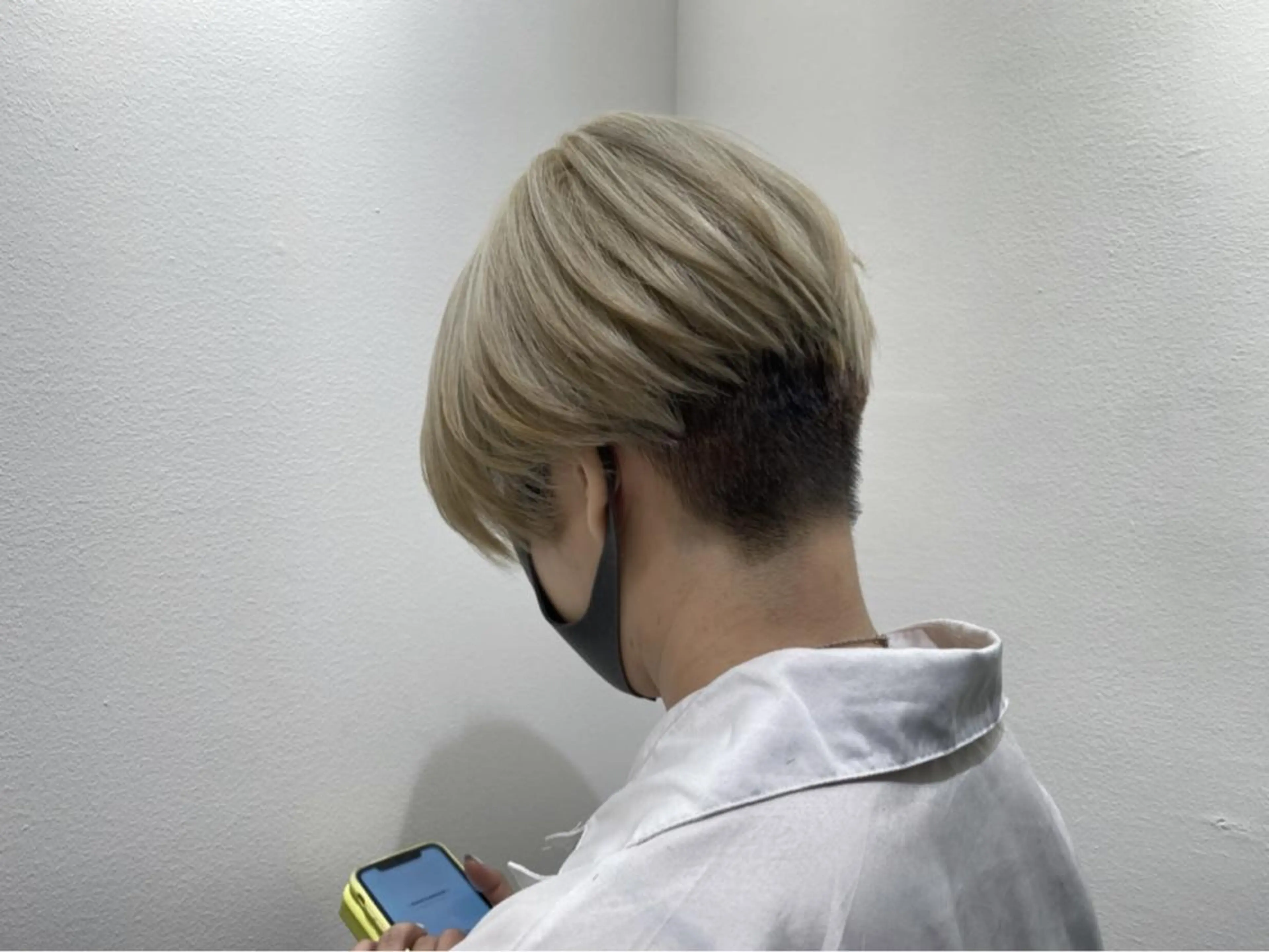 ショート ili 梅田のヘアスタイル