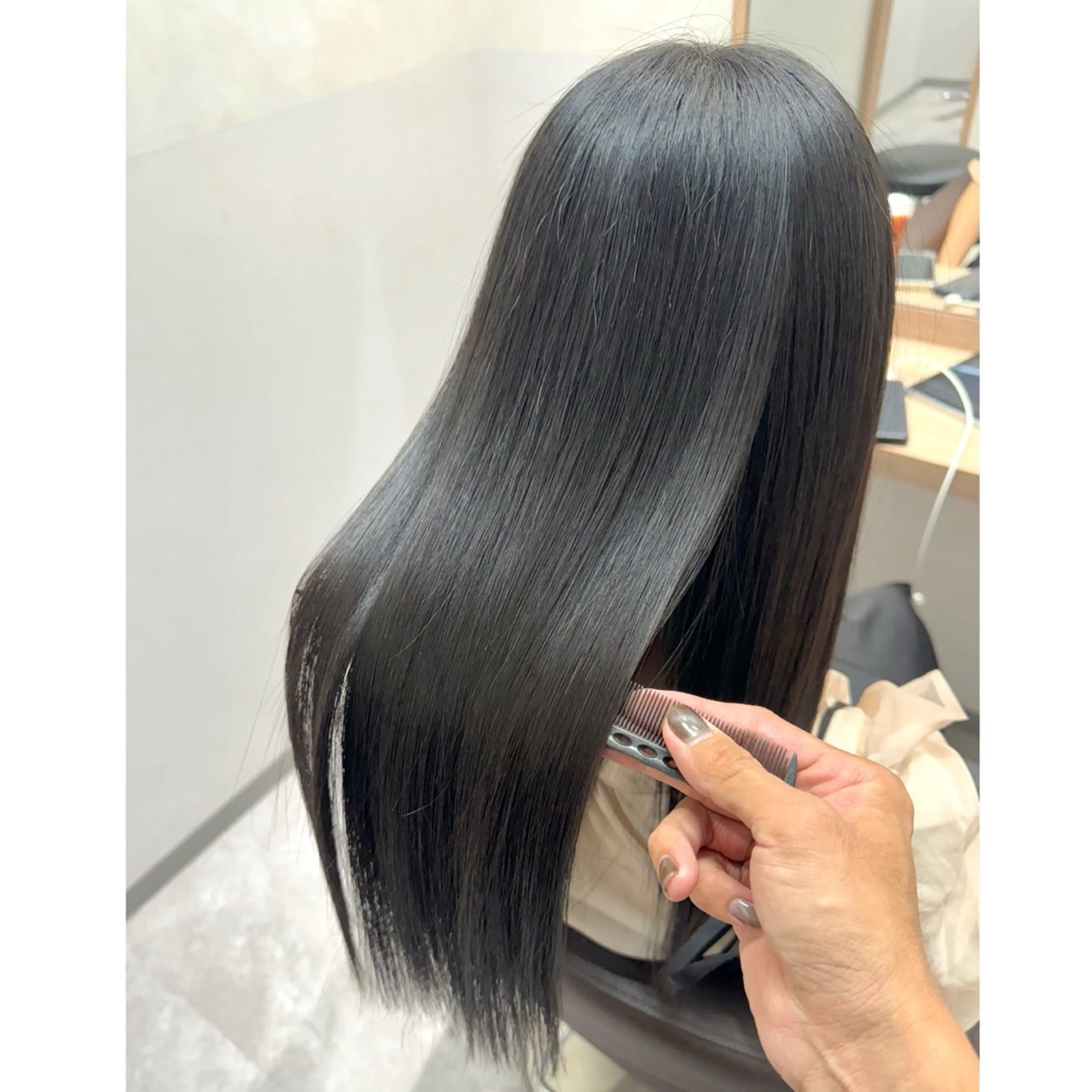 セミロング くせ毛 髪質改善 縮毛矯正 トリートメント 森 隆秀/韓国ヘアのヘアスタイル