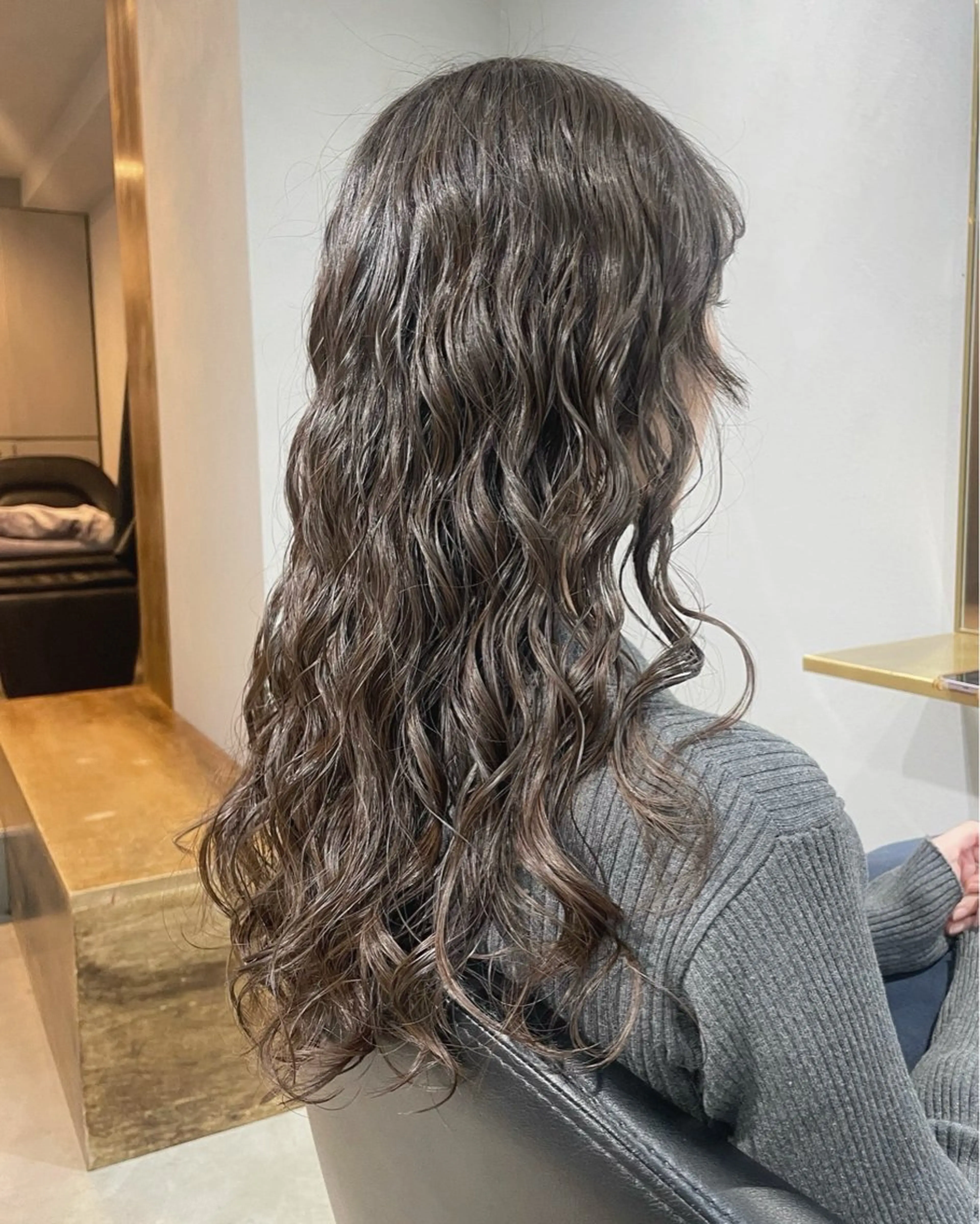 ロング パーマ 髪質改善 ロング 縮毛矯正 カット パーマ トリートメント 【表参道】Ruri デジタルパーマのヘアスタイル
