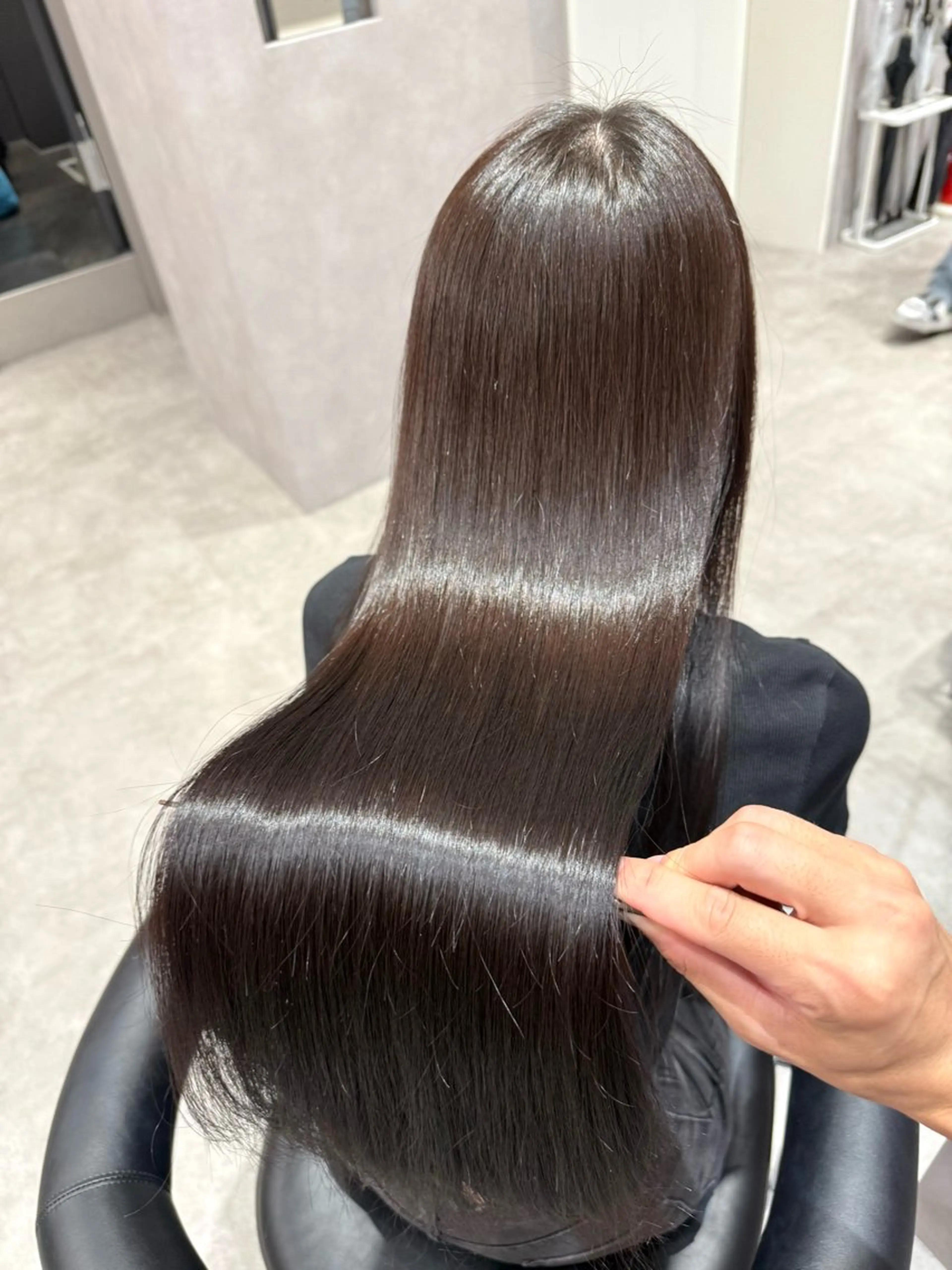 ロング カラー パーマ ヘアアレンジ 髪質改善 縮毛矯正 トリートメント ストレートパーマ ヘアカラー 縮毛矯正 トリートメント 縮毛矯正/髪質改善/ ブリーチ毛/木元渓太のヘアスタイル