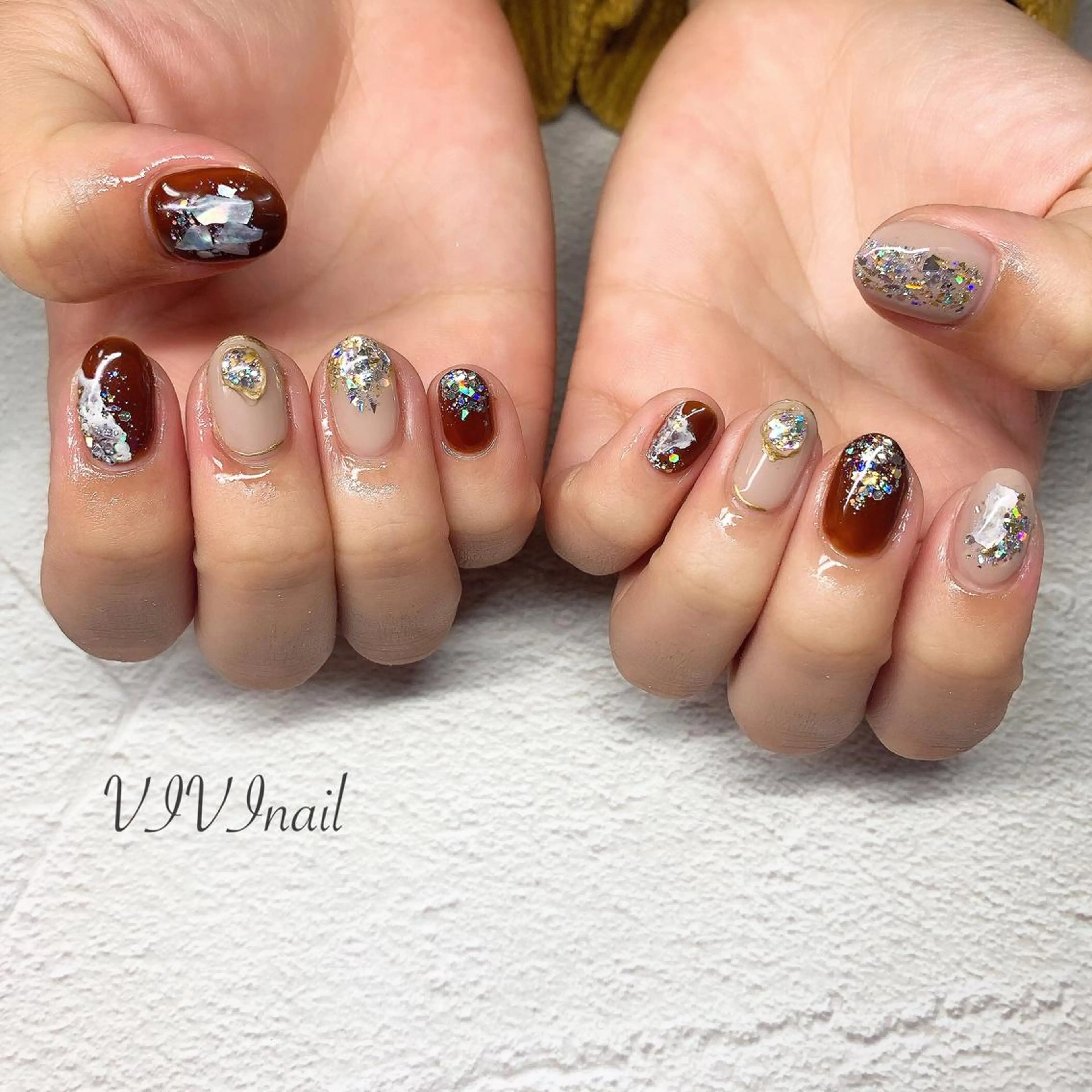 ネイル キラキラネイル ショートネイル ハンドネイル vivi nailのネイルデザイン