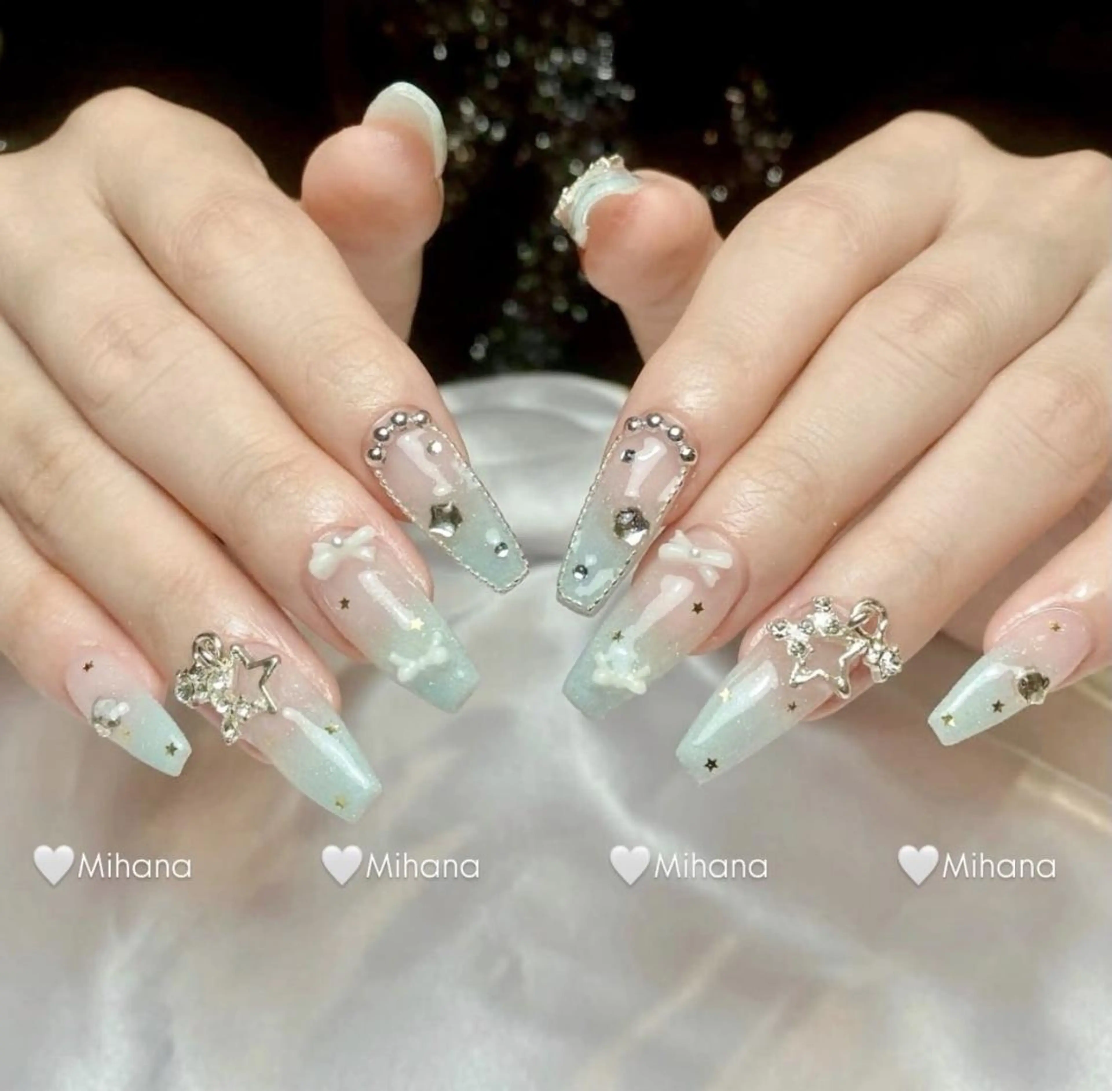 ネイル 長さ出し フレンチネイル グラデーション 卒業式 マグネットネイル MIHANA YUKIのネイルデザイン