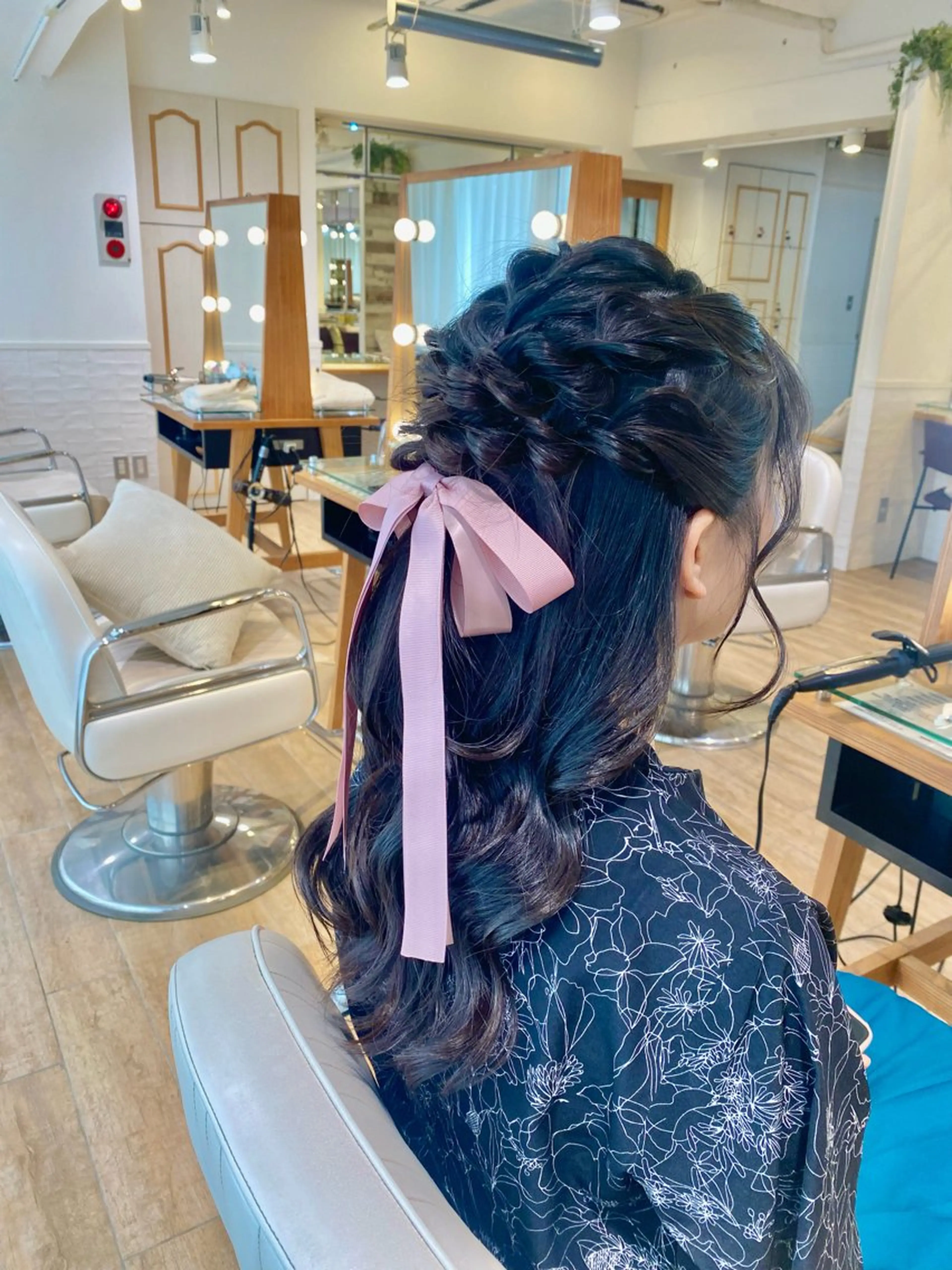 ロング ヘアアレンジ 金谷 美幸のヘアスタイル