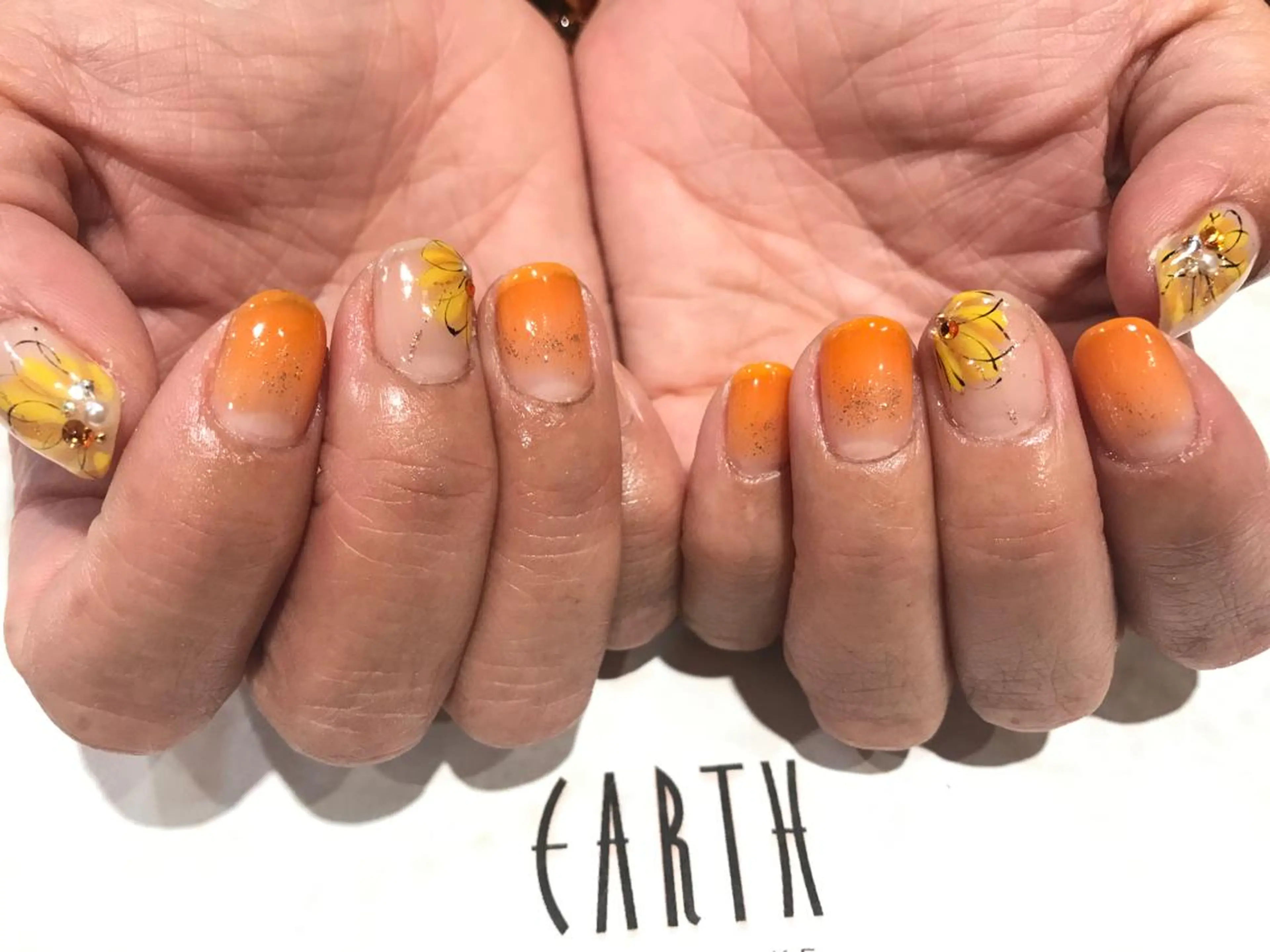 ネイル ハンドネイル EARTH nanaのネイルデザイン