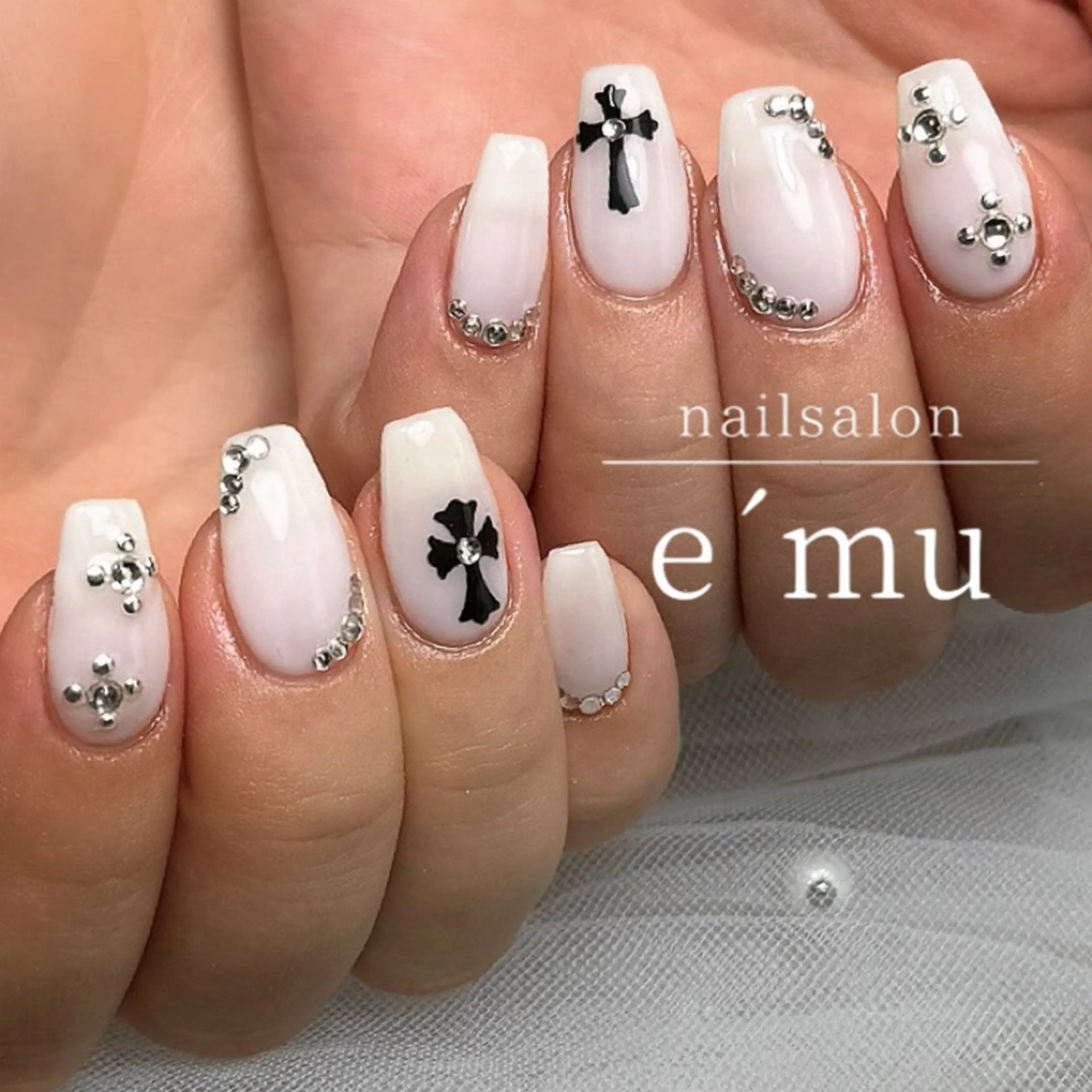 ネイル ハンドネイル nailsalon e´muのネイルデザイン