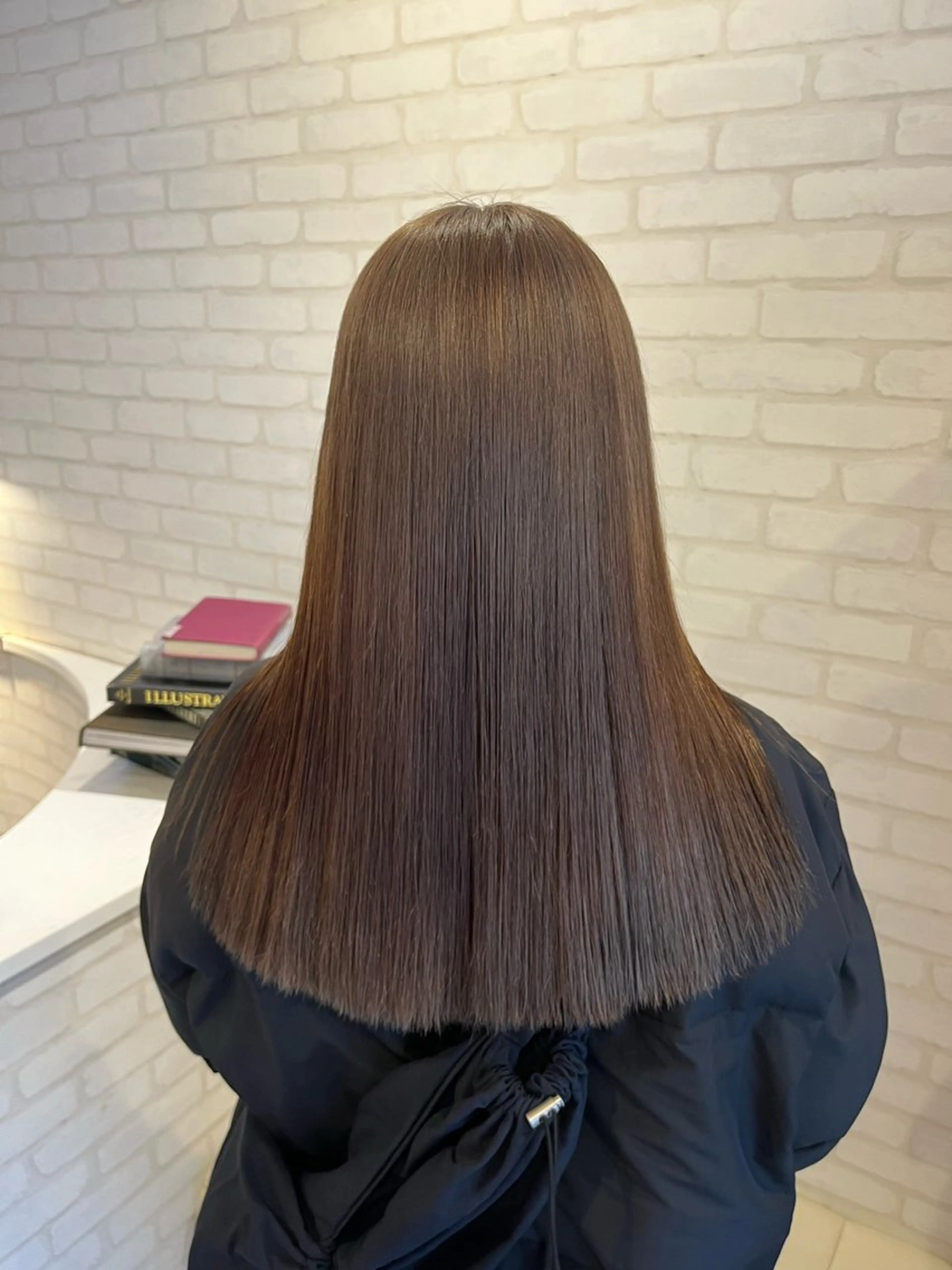 ロング カラー 阿部 うららのヘアスタイル