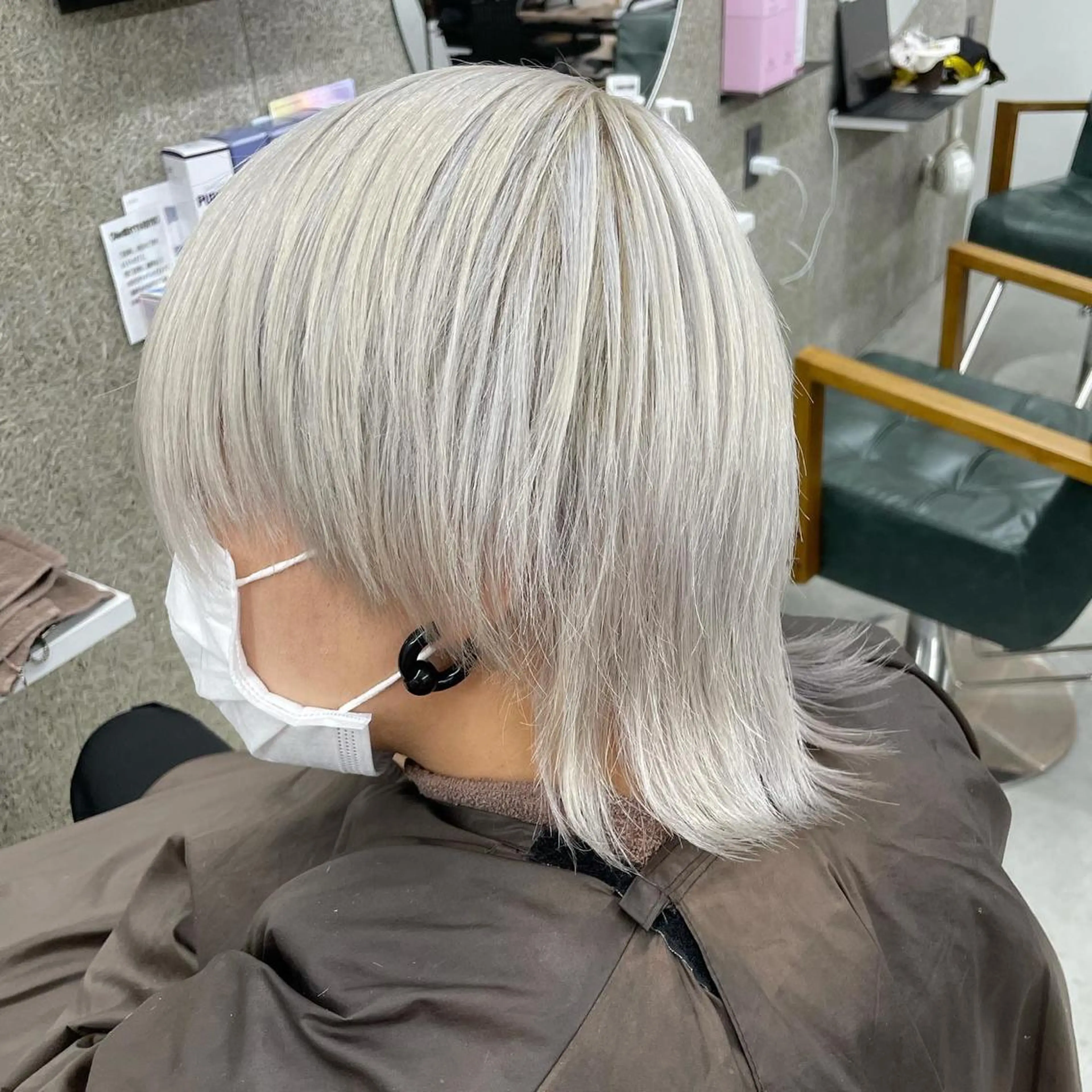 ショート カラー メンズ Lull1人美容室 バレイヤージュのヘアスタイル