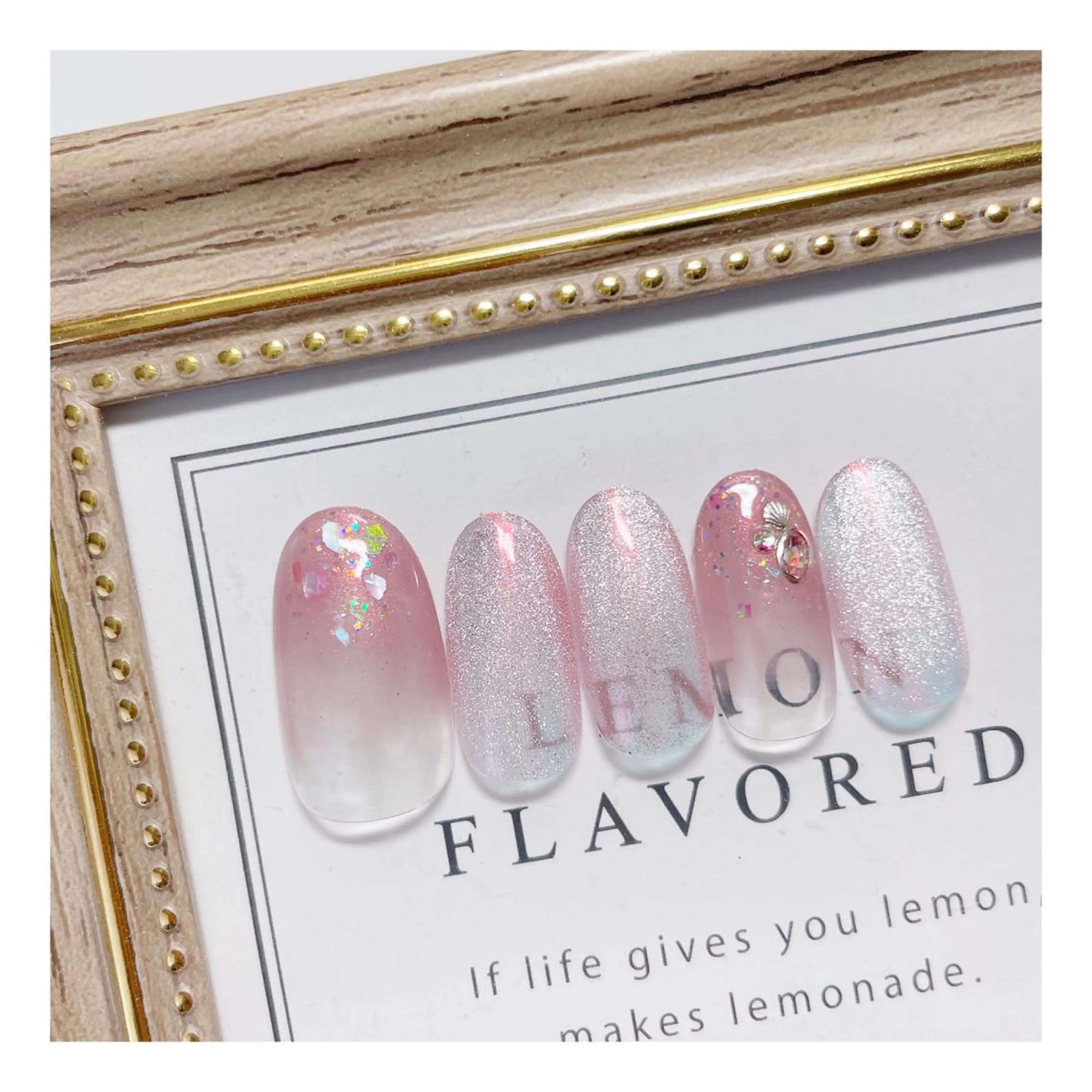 ネイル オーロラネイル マグネットネイル shimmer nailsのネイルデザイン