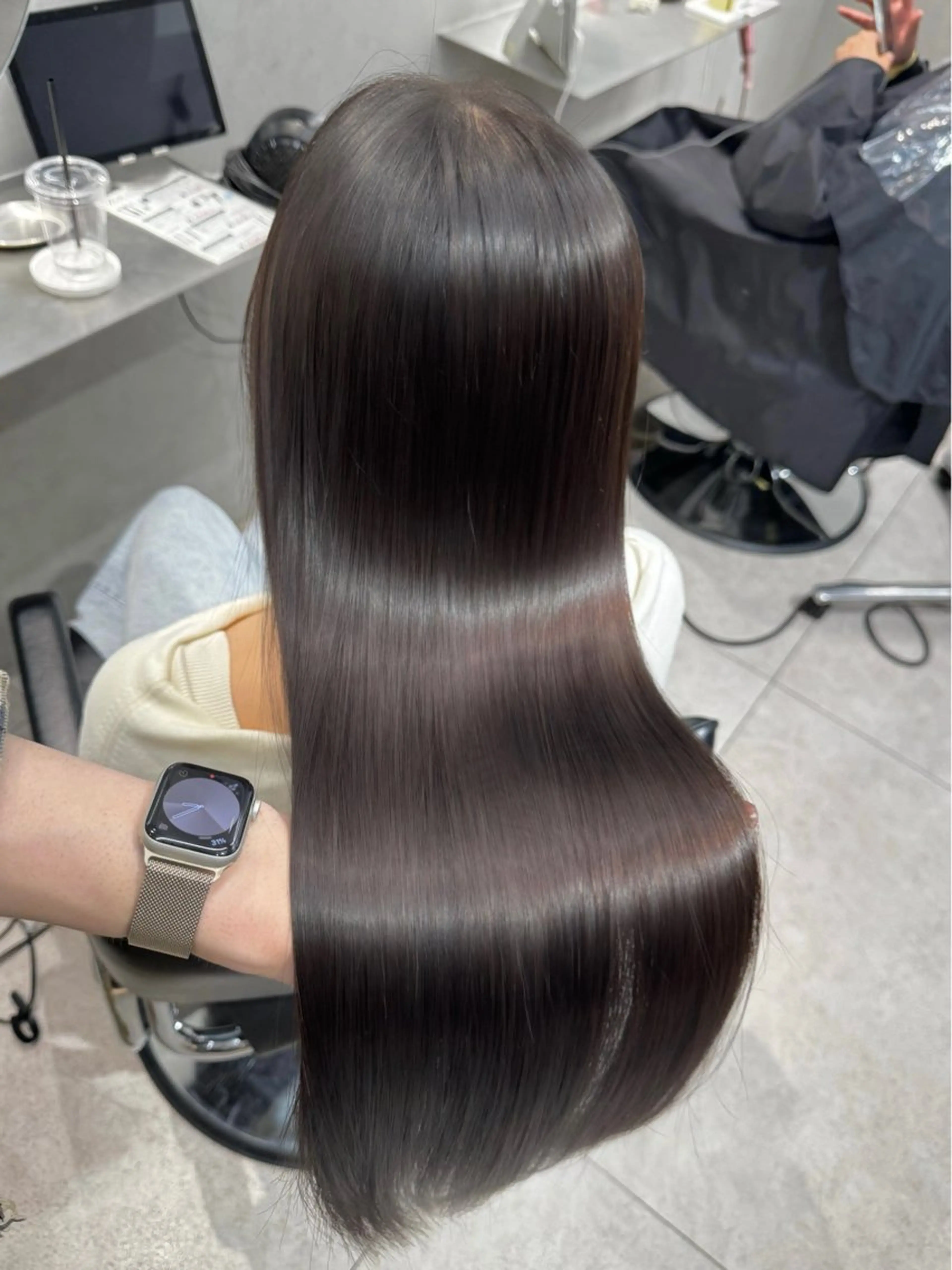 ロング 🫧ミルクティー ブリーチRIKU🫧のヘアスタイル