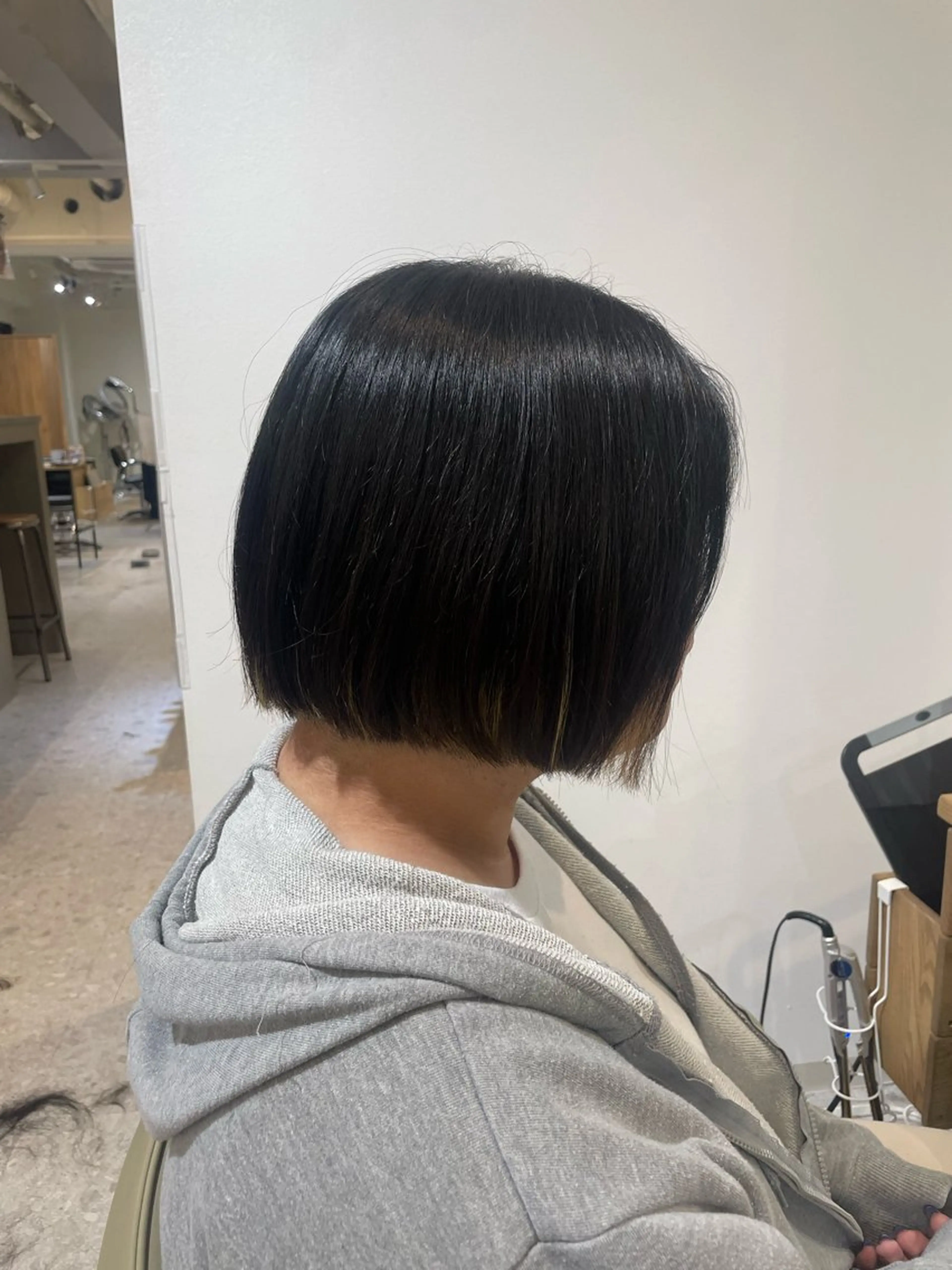 ショート ボブ タニ アカリのヘアスタイル