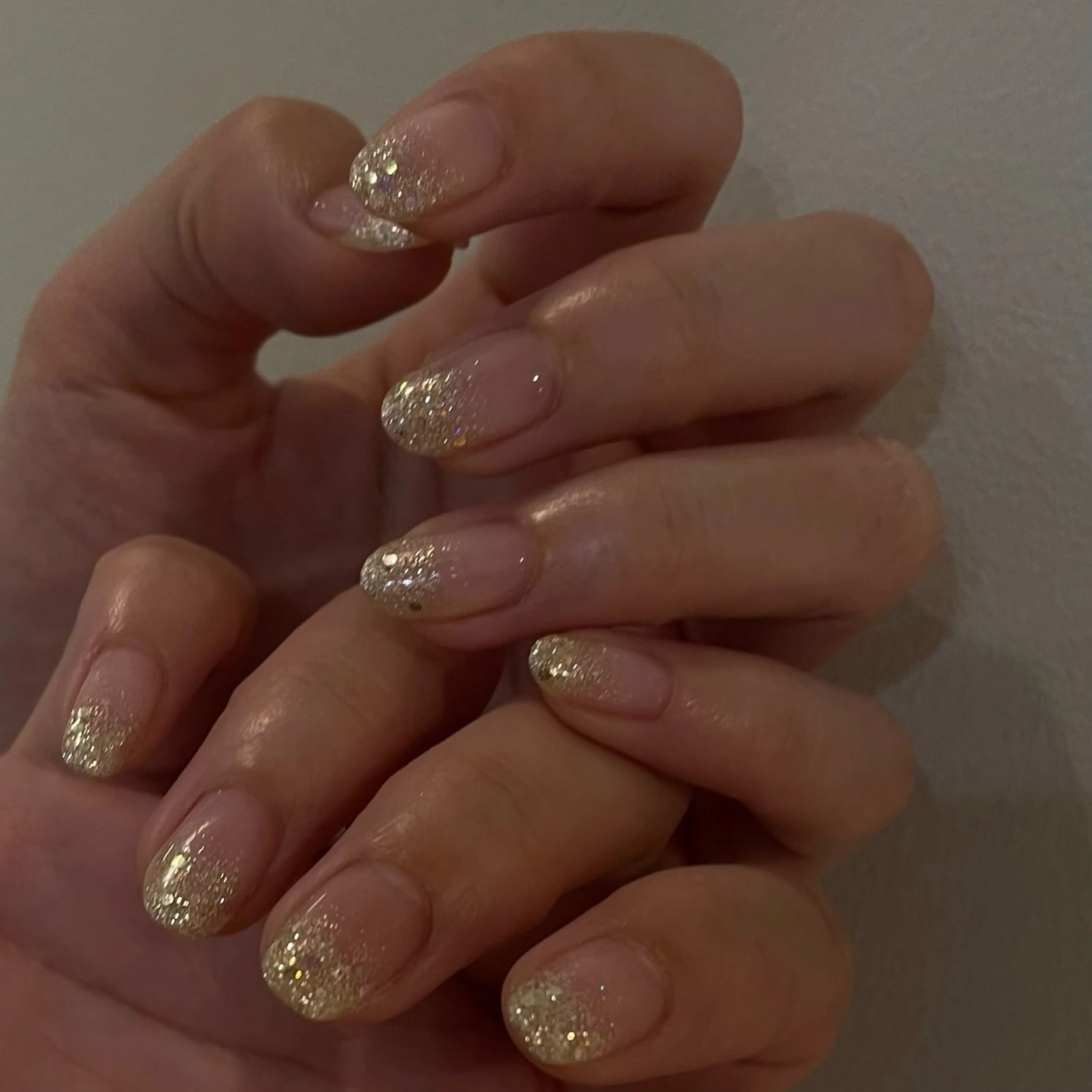 ネイル ハンドネイル 𝑟𝑖𝑠𝑎 🕯‎🤍のネイルデザイン