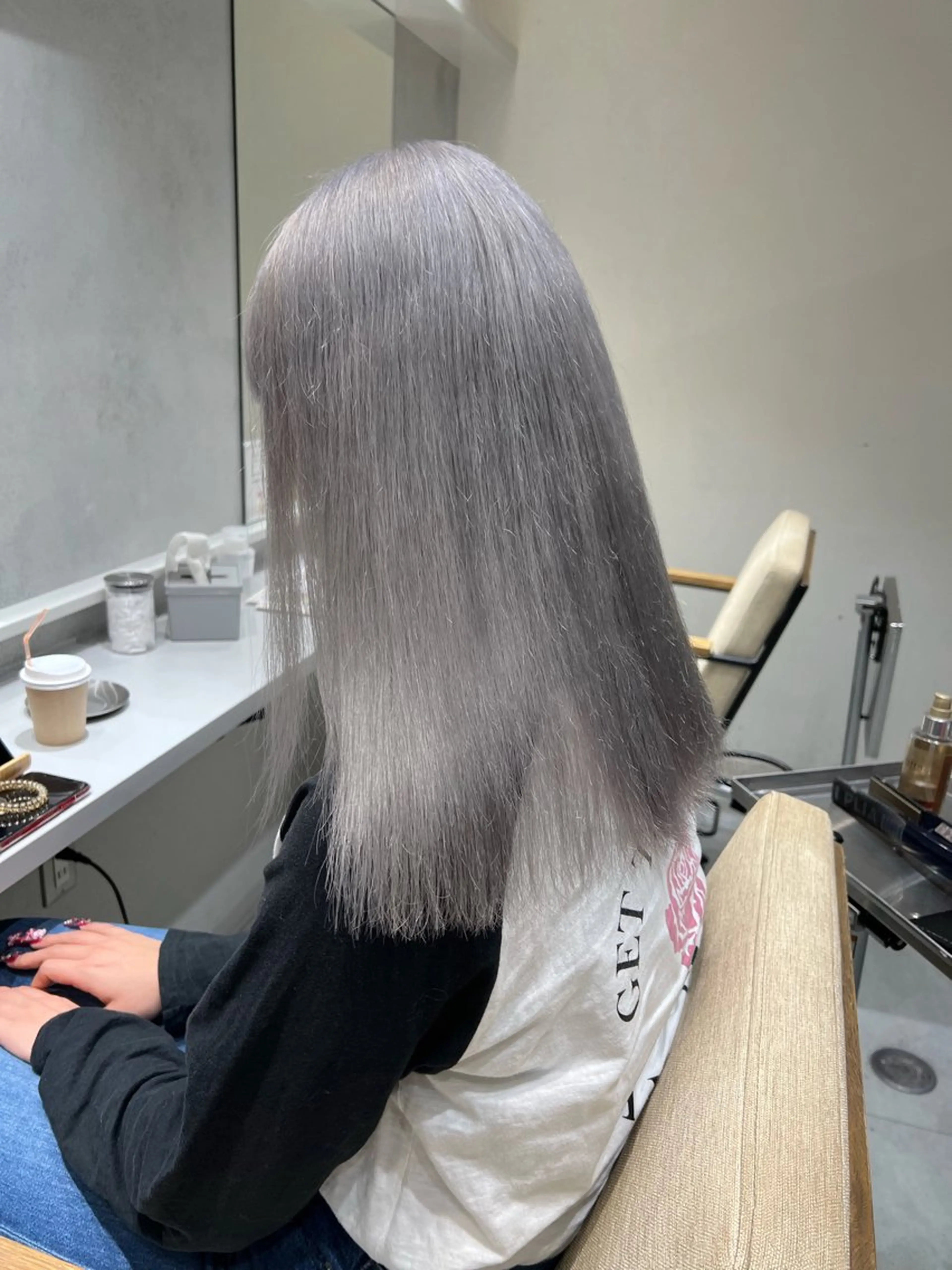 ミディアム デザイン🥇複雑履歴 ハイトーン特化のヘアスタイル