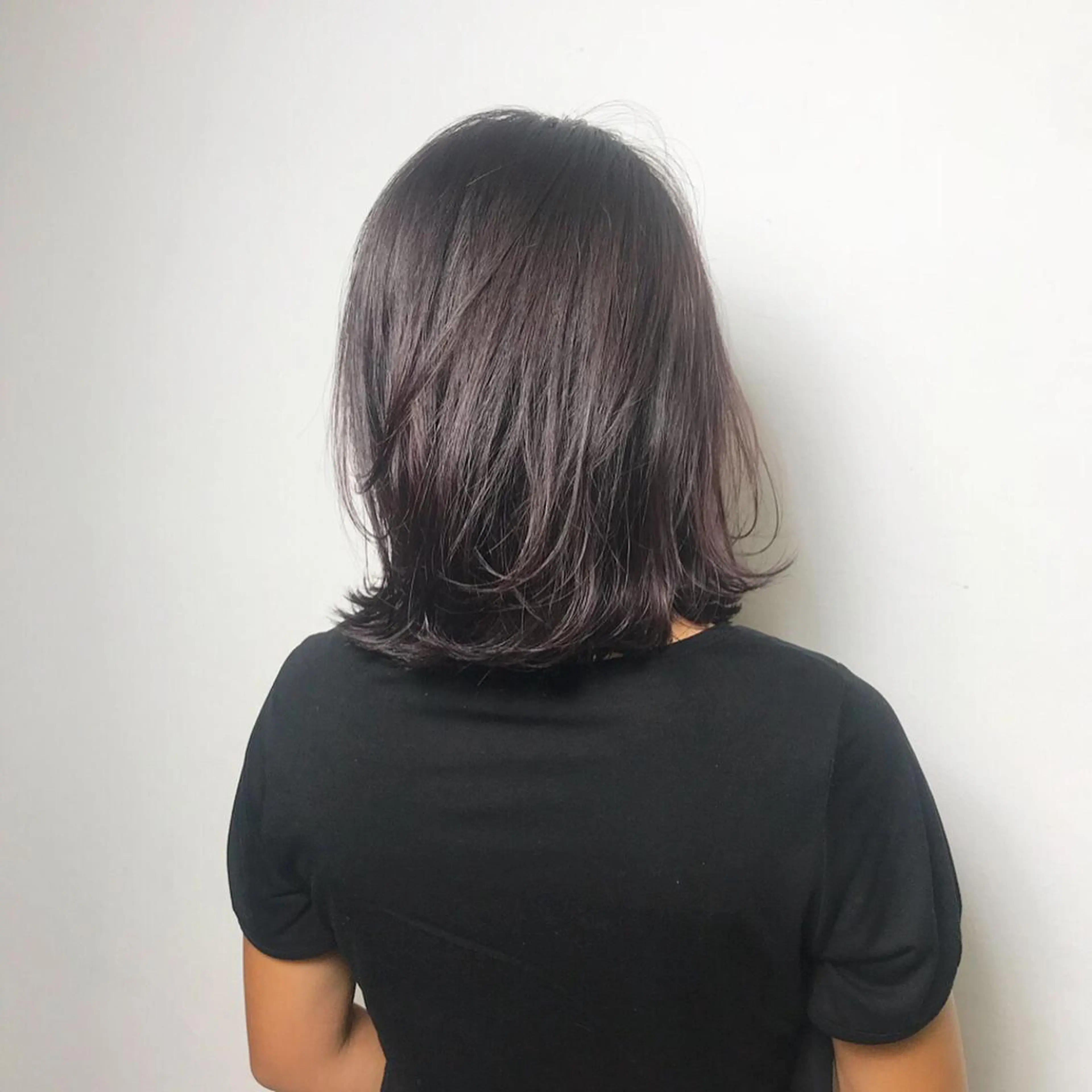 ミディアム カラー ヘアアレンジ ラベンダーカラー ラベンダーピンク ピンクカラー 岩田菜央 《武蔵小杉》のヘアスタイル