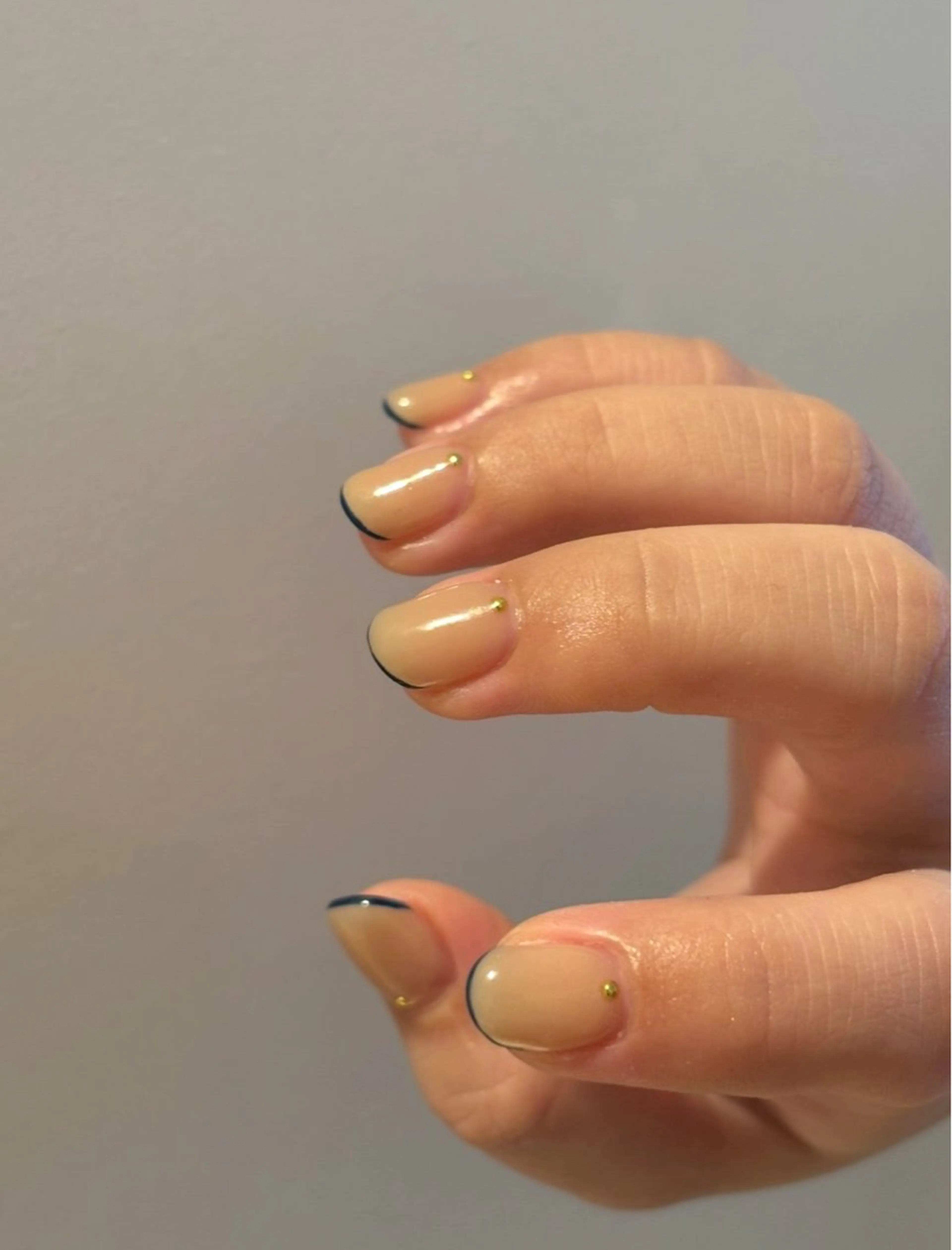 ネイル フレンチネイル グリーン シンプルネイル ハンドネイル Elio 国泰寺のネイルデザイン