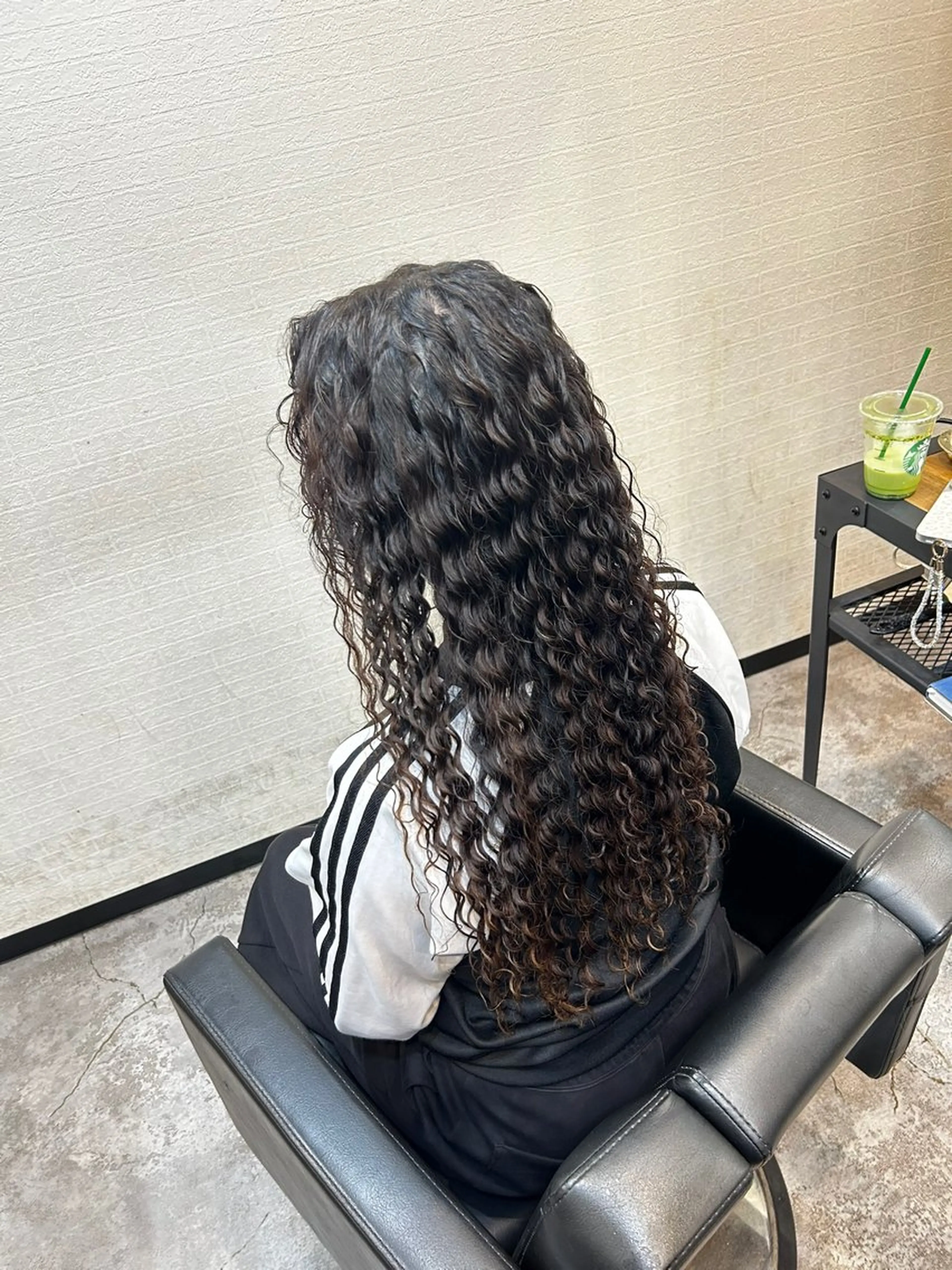 ロング パーマ ☆*:.｡ みさ🐆🌿･:*のヘアスタイル
