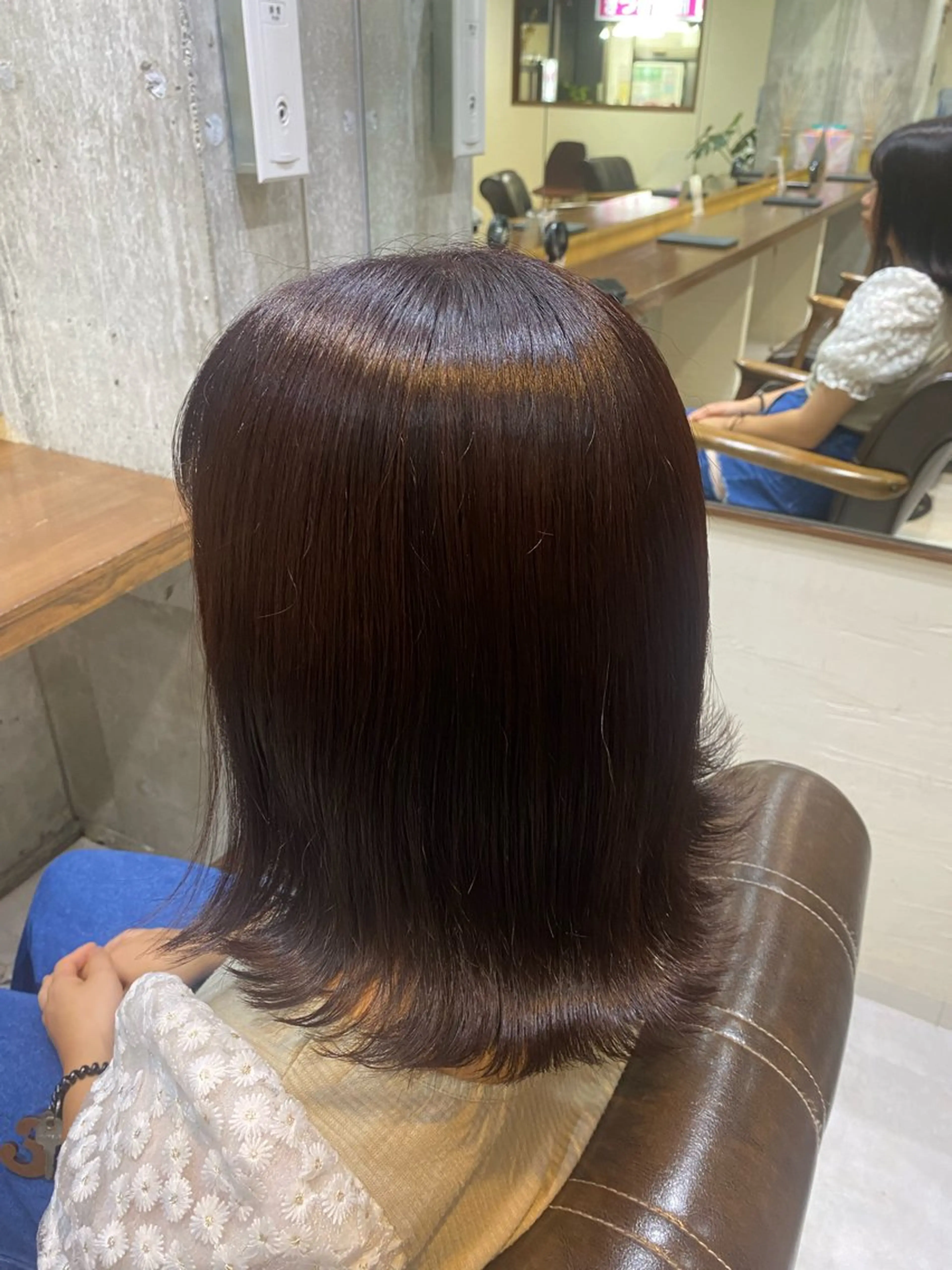 ミディアム レッドブラウン HIYORI🧁 登戸のヘアスタイル