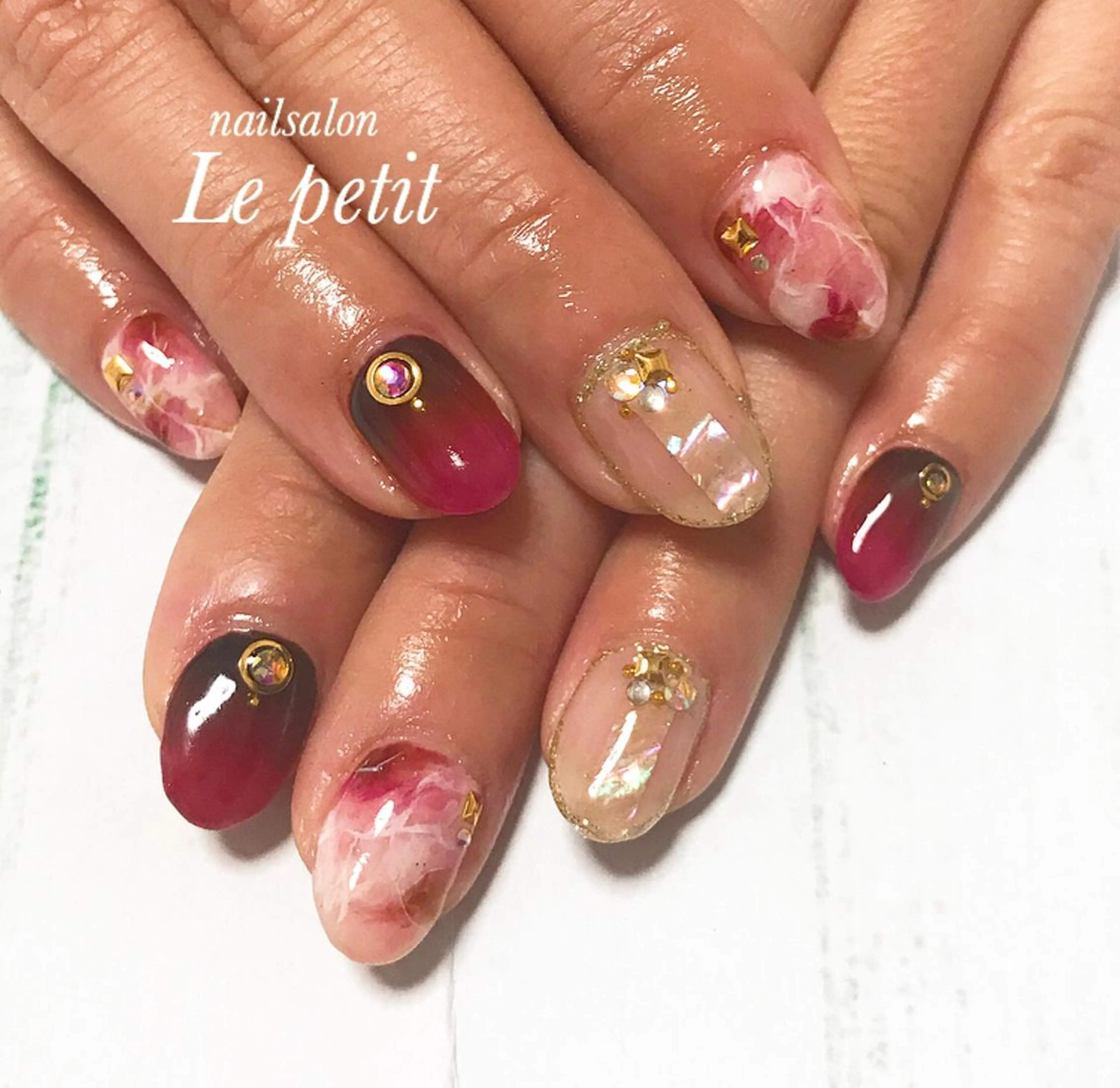 ネイル 石野 広佳のネイルデザイン