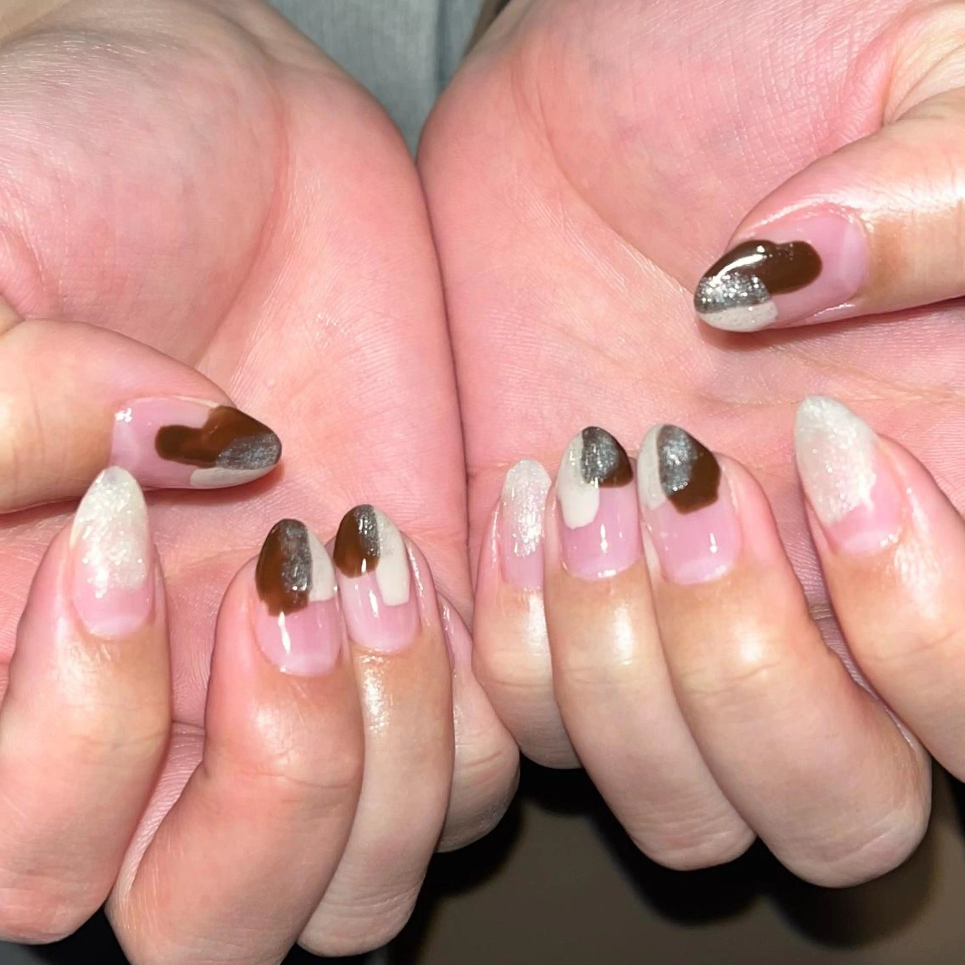 ネイル 🤎Two ERI🤎のネイルデザイン