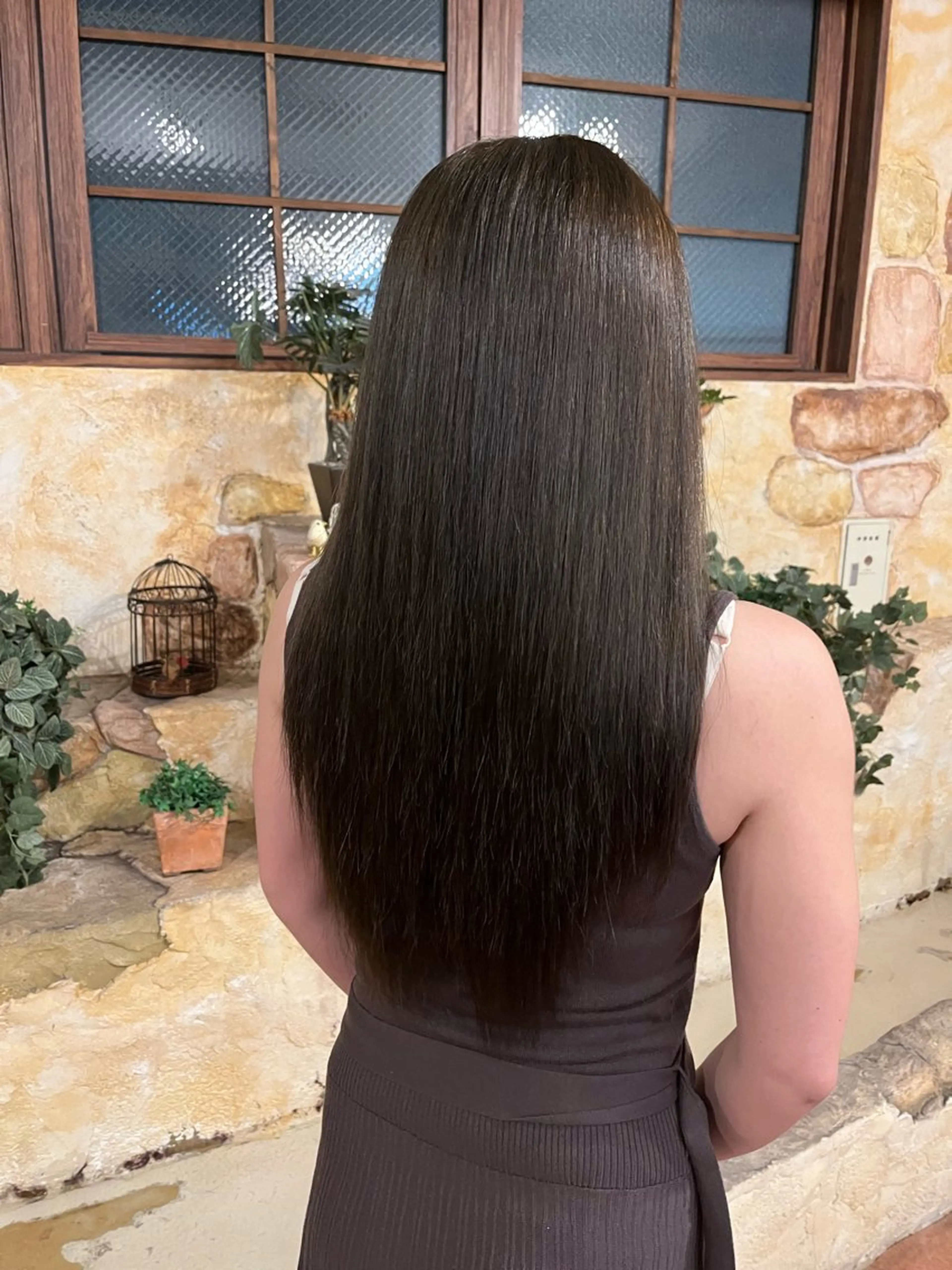 ロング カラー 吉村 初菜のヘアスタイル