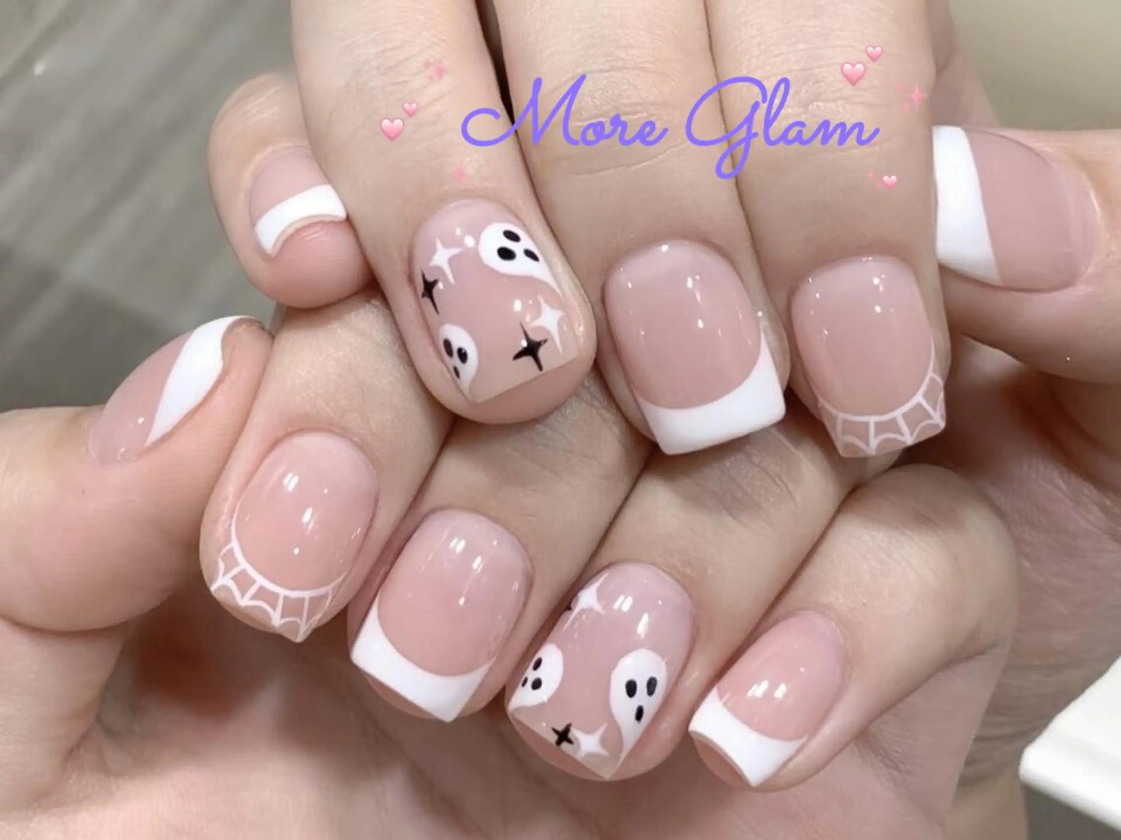ネイル 長さ出し フットネイル フレンチネイル ジェルネイル ガラスフレンチ MoreGlam Nailsのネイルデザイン