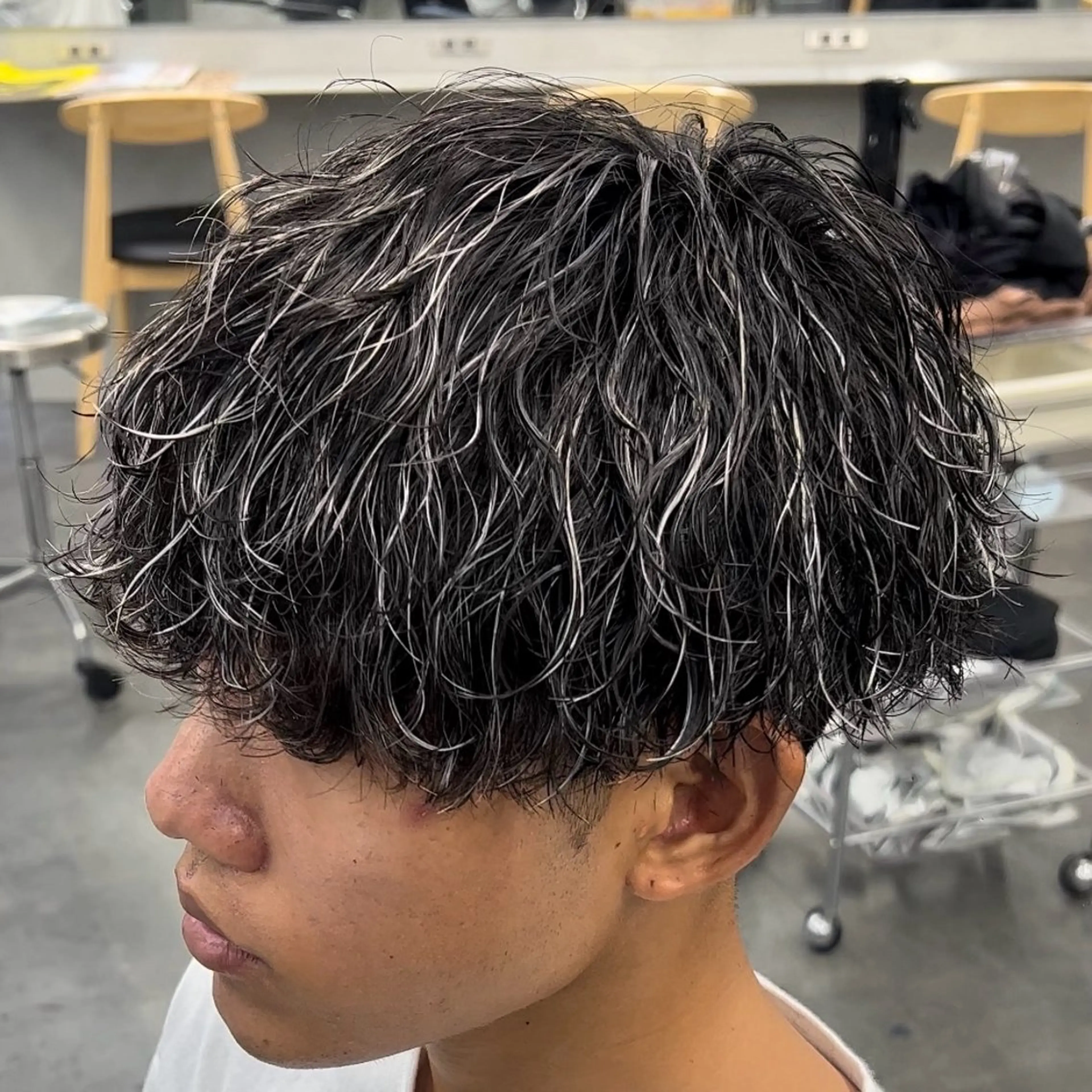 ミディアム カラー ヘアアレンジ メンズ fifth 石川 凪のヘアスタイル