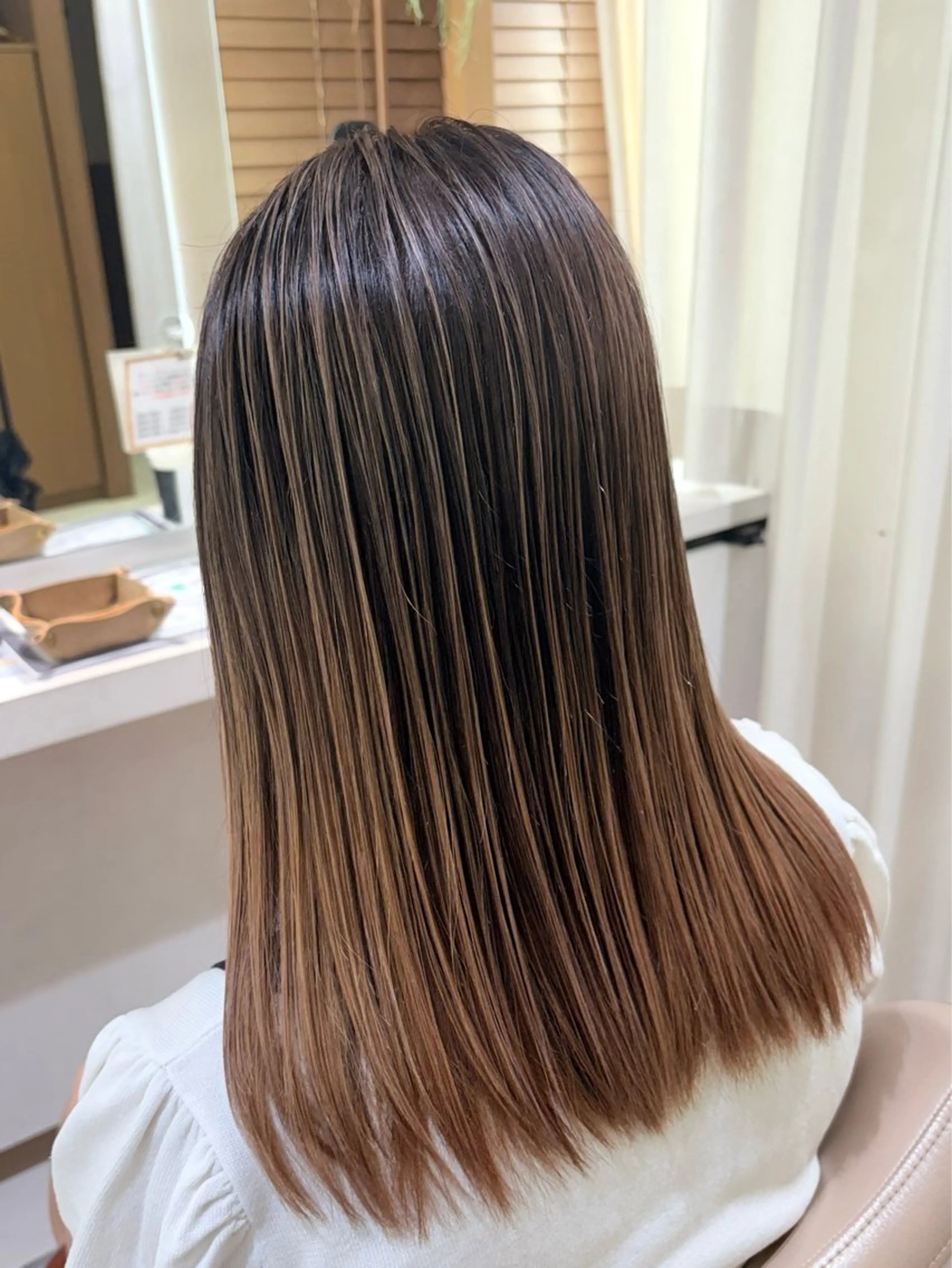 セミロング カラー バレイヤージュ 髪質改善 レイヤーカット ヘアカラー トリートメント 大宮/バレイヤージュ 髪質改善/澤田隆誠のヘアスタイル