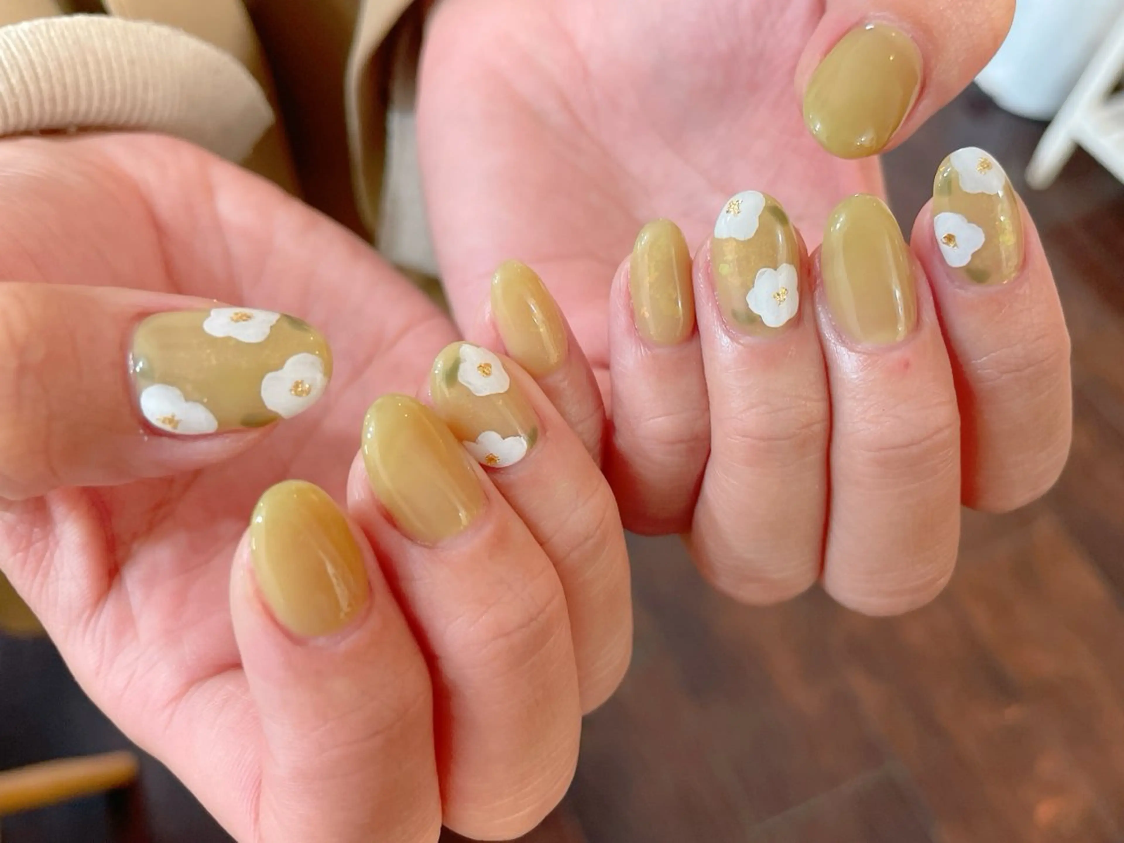 ネイル ジェルネイル ニュアンスネイル パラジェル 春ネイル nailroom OHANA🌴のネイルデザイン