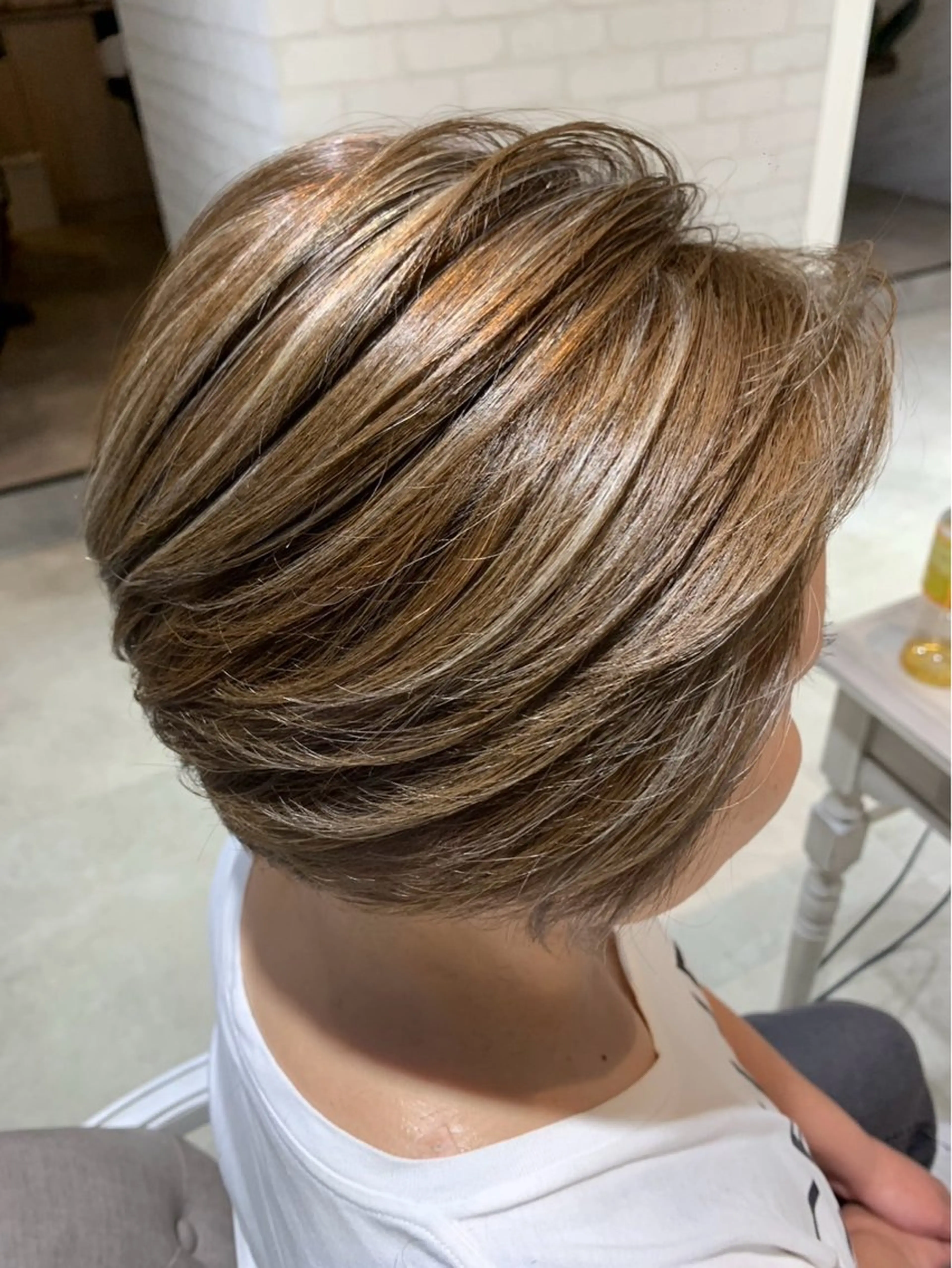 ショート カラー 浦野 龍太のヘアスタイル