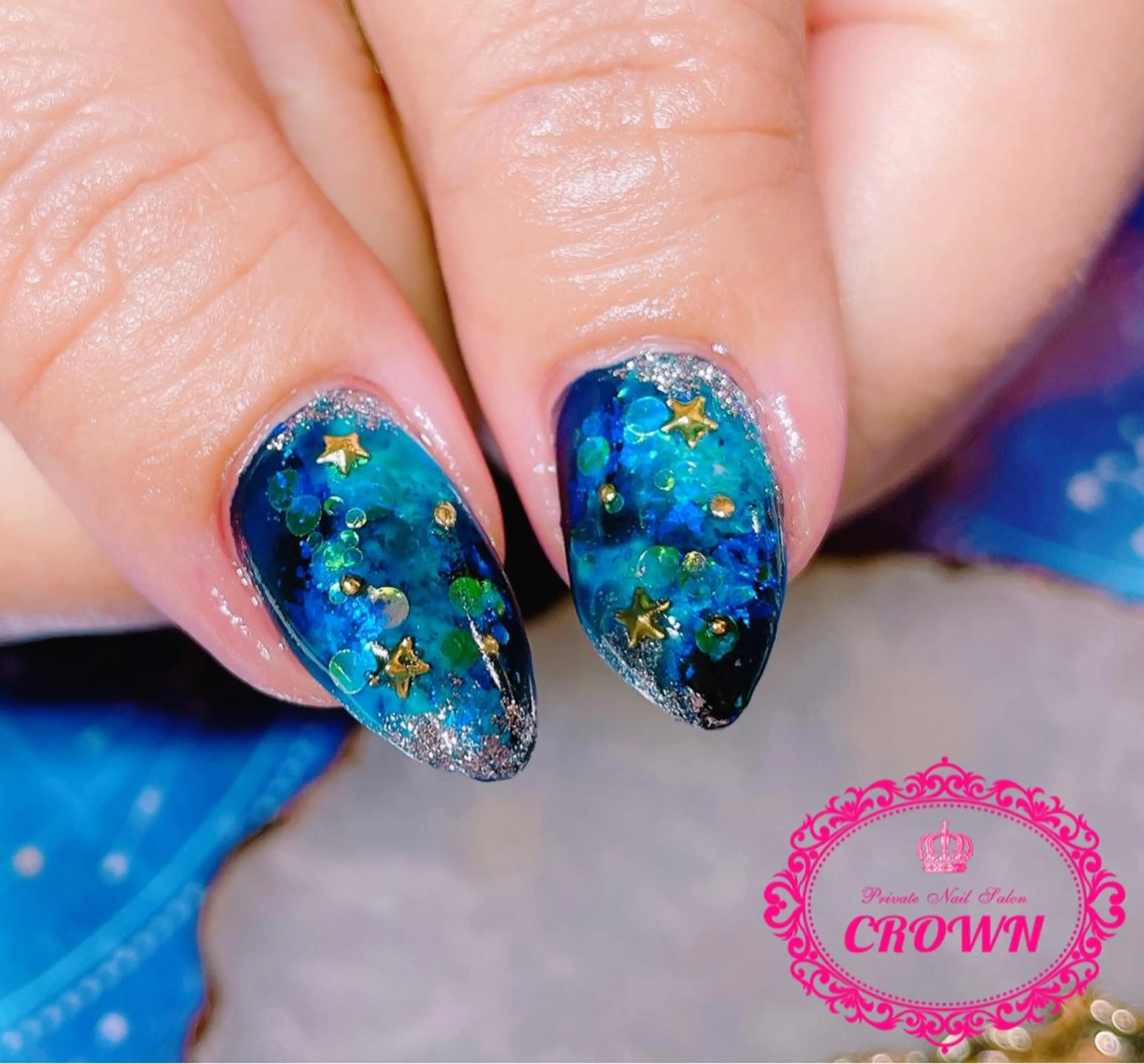 ネイル CROWN プライベートサロンのネイルデザイン