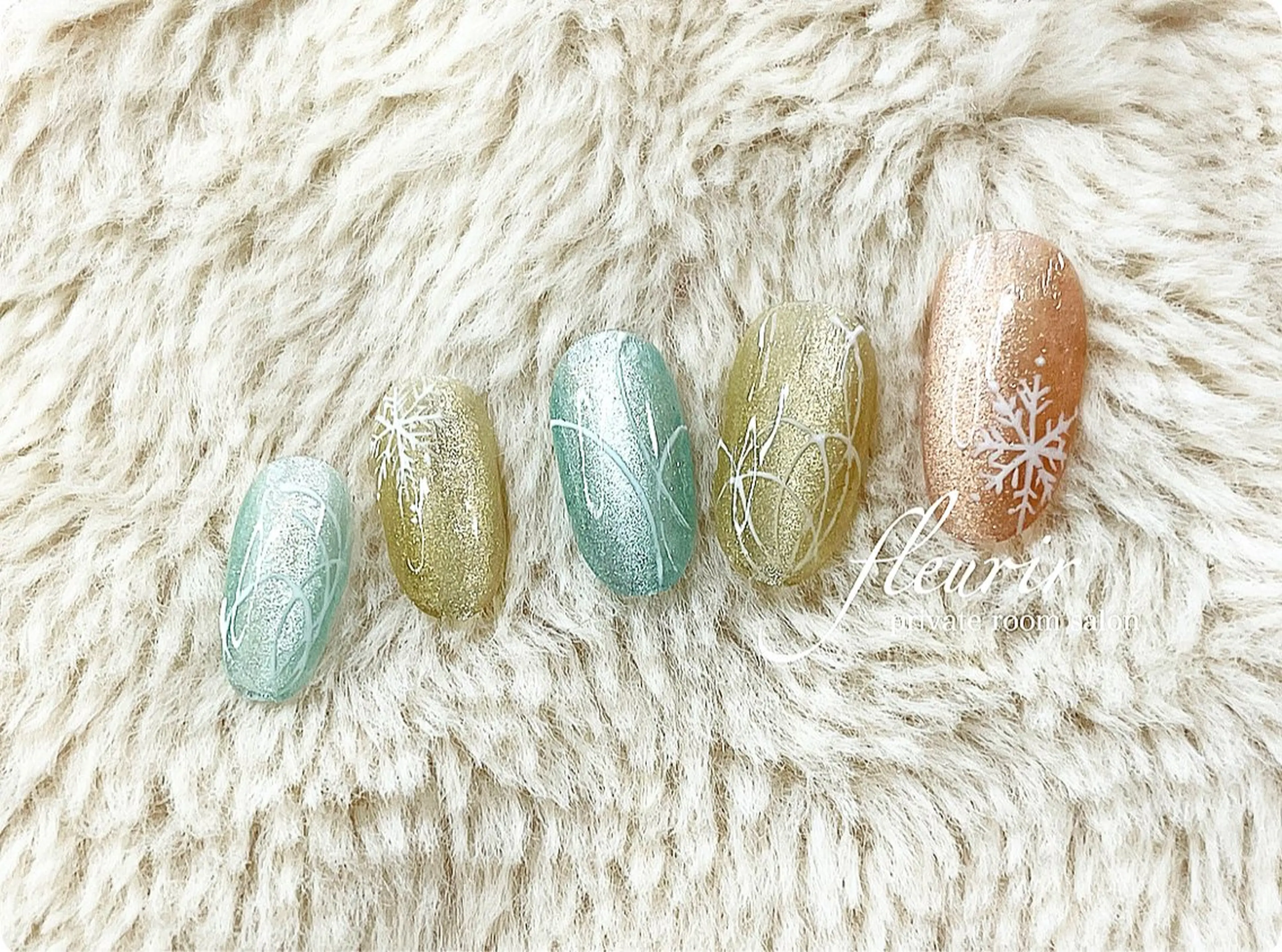 ネイル アートネイル ブルー グリーン マグネットネイル オレンジ フルリール 【プライベートサロンのネイルデザイン