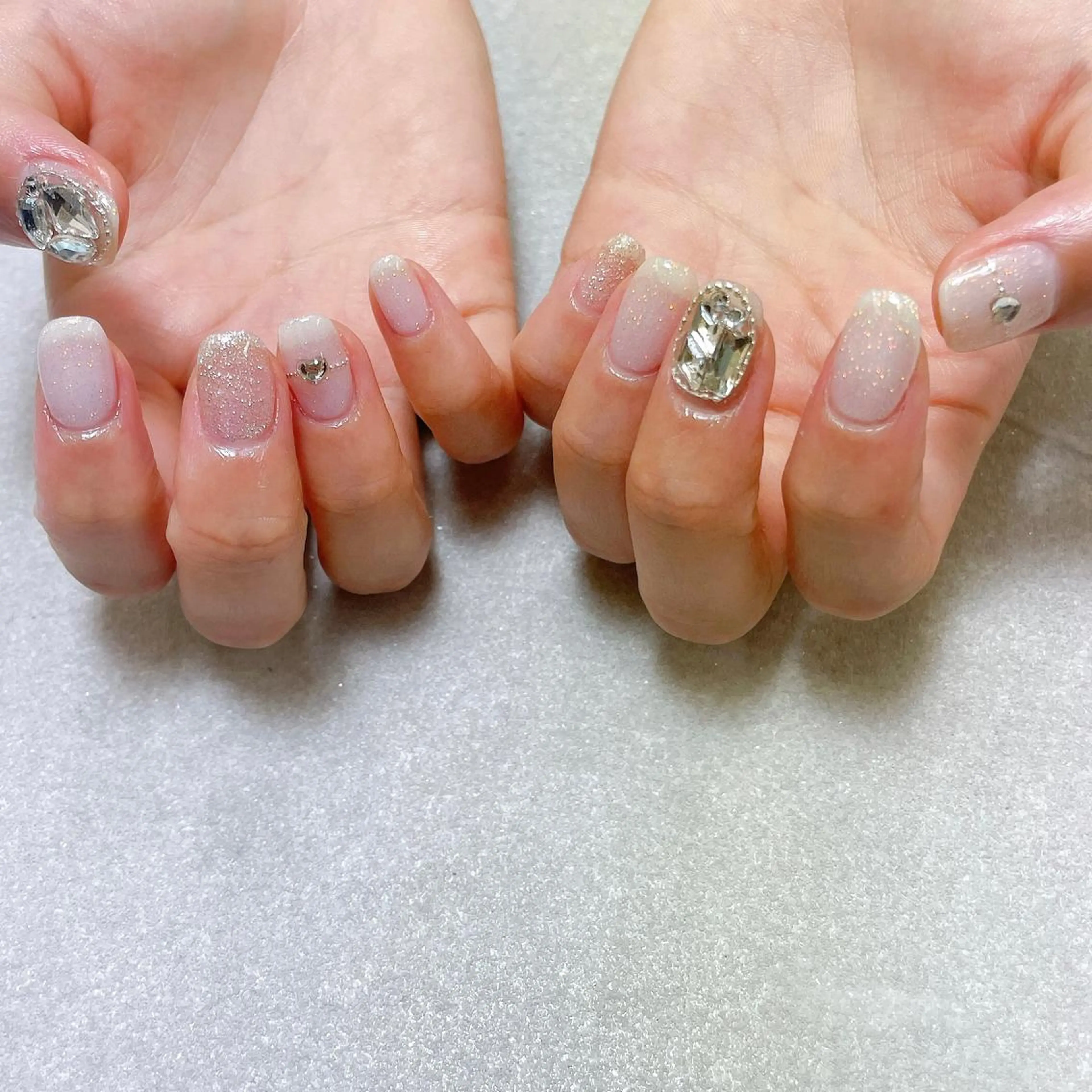 ネイル ハンドネイル A85G ayakoのネイルデザイン