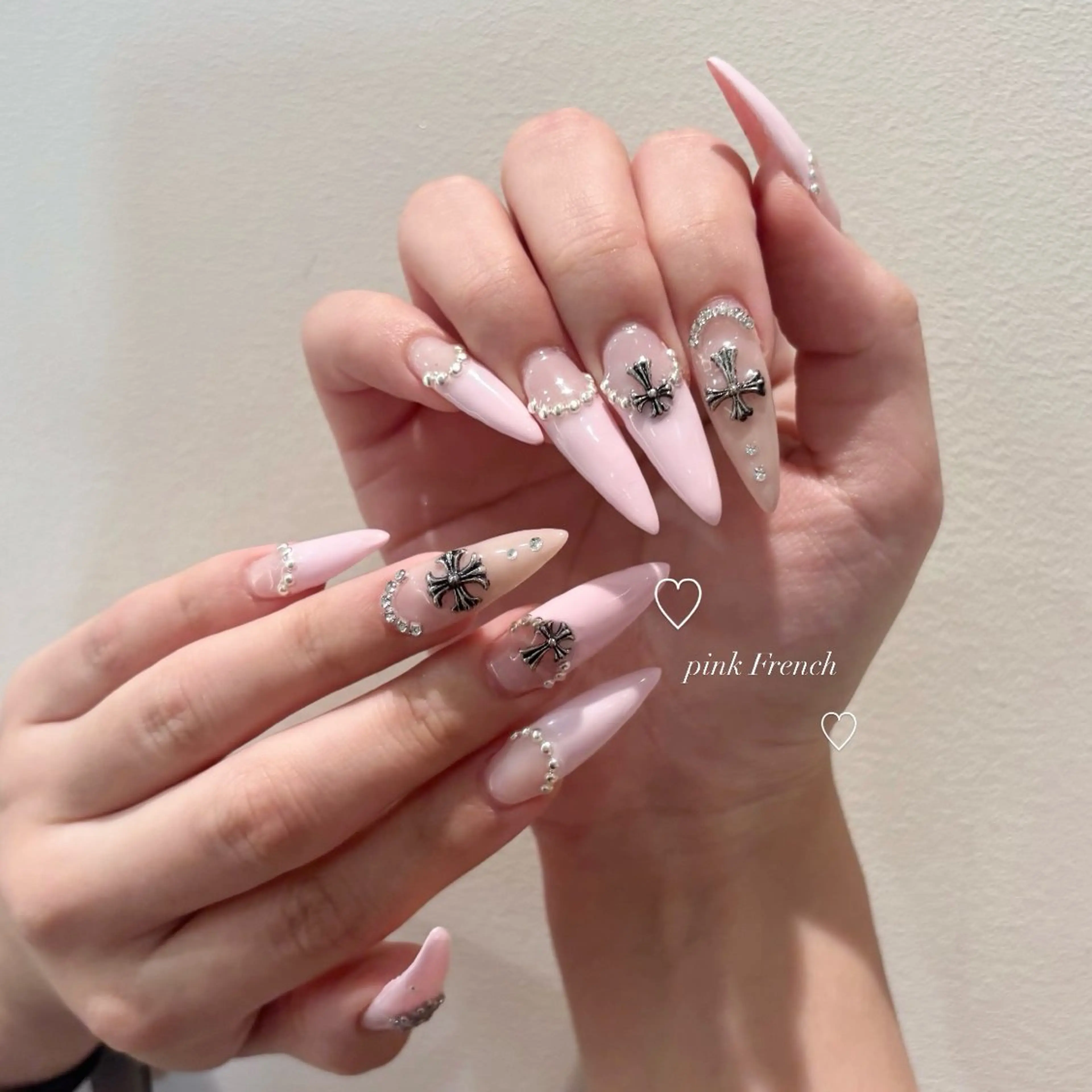 ネイル ハンドネイル Neolive 銀座 / mioのネイルデザイン