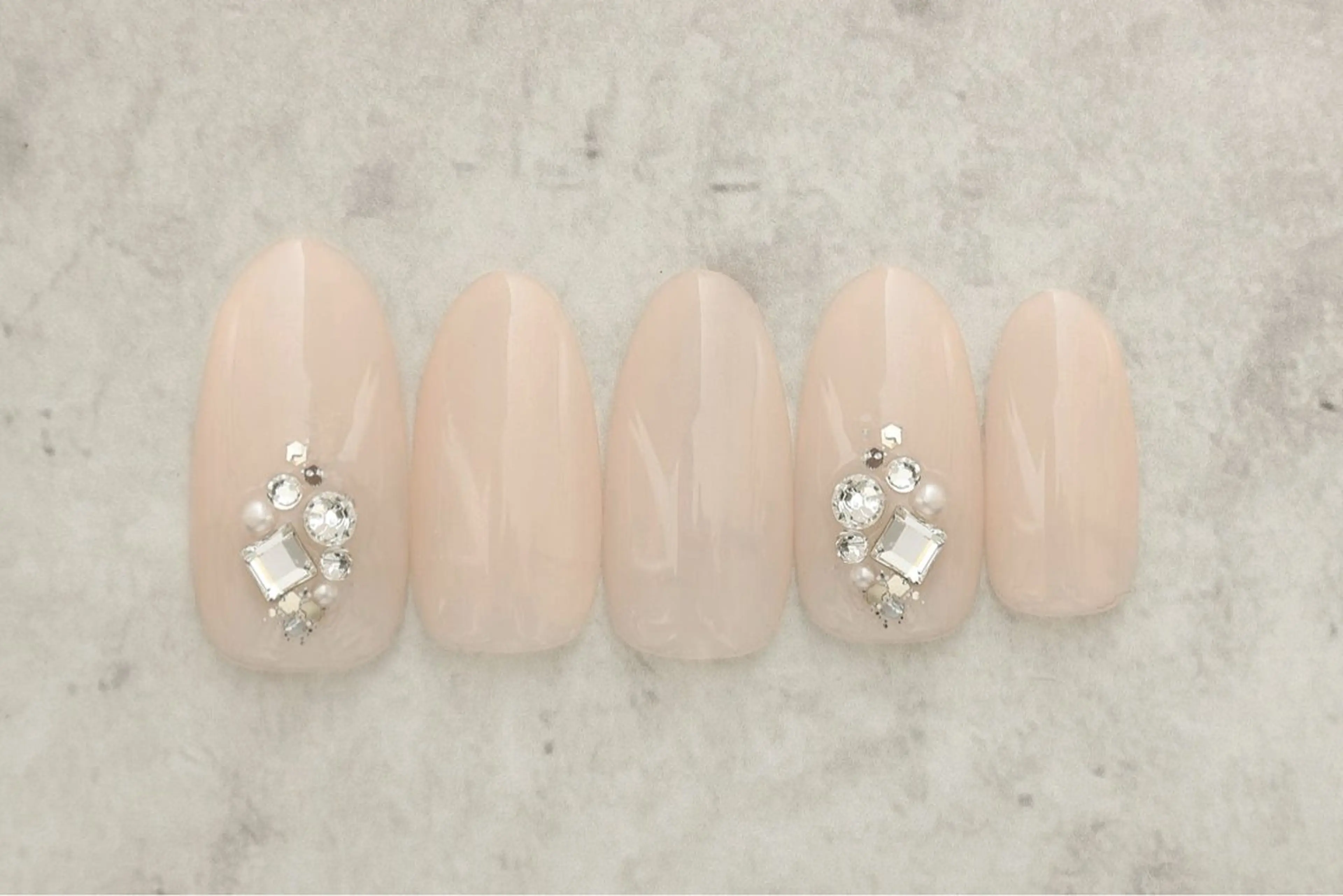 ネイル 🎀ayaka 🎀 prishのネイルデザイン