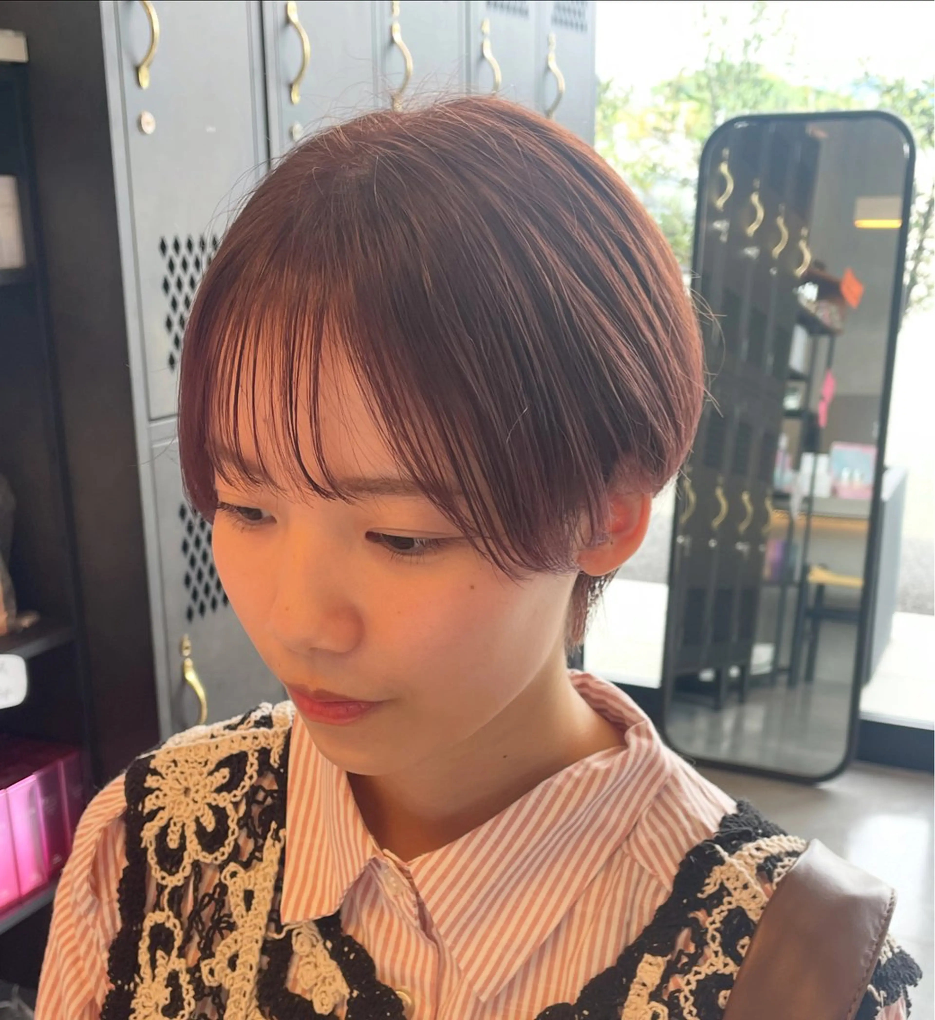 ショート カット ヘアカラー トリートメント 柄澤 菜南子のヘアスタイル