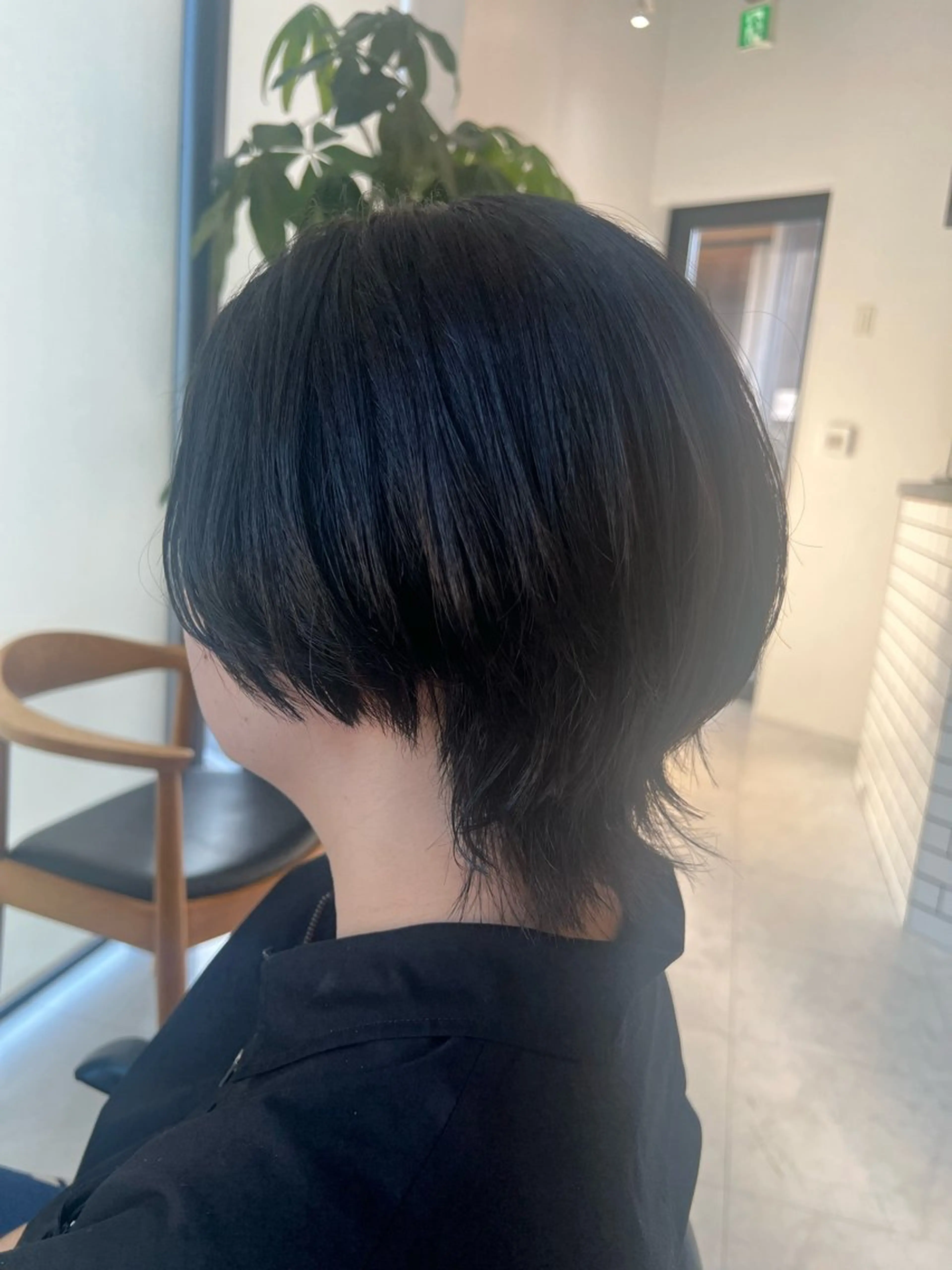 ショート ダブルカラー寒色系 ボリューム改善ハヤトのヘアスタイル