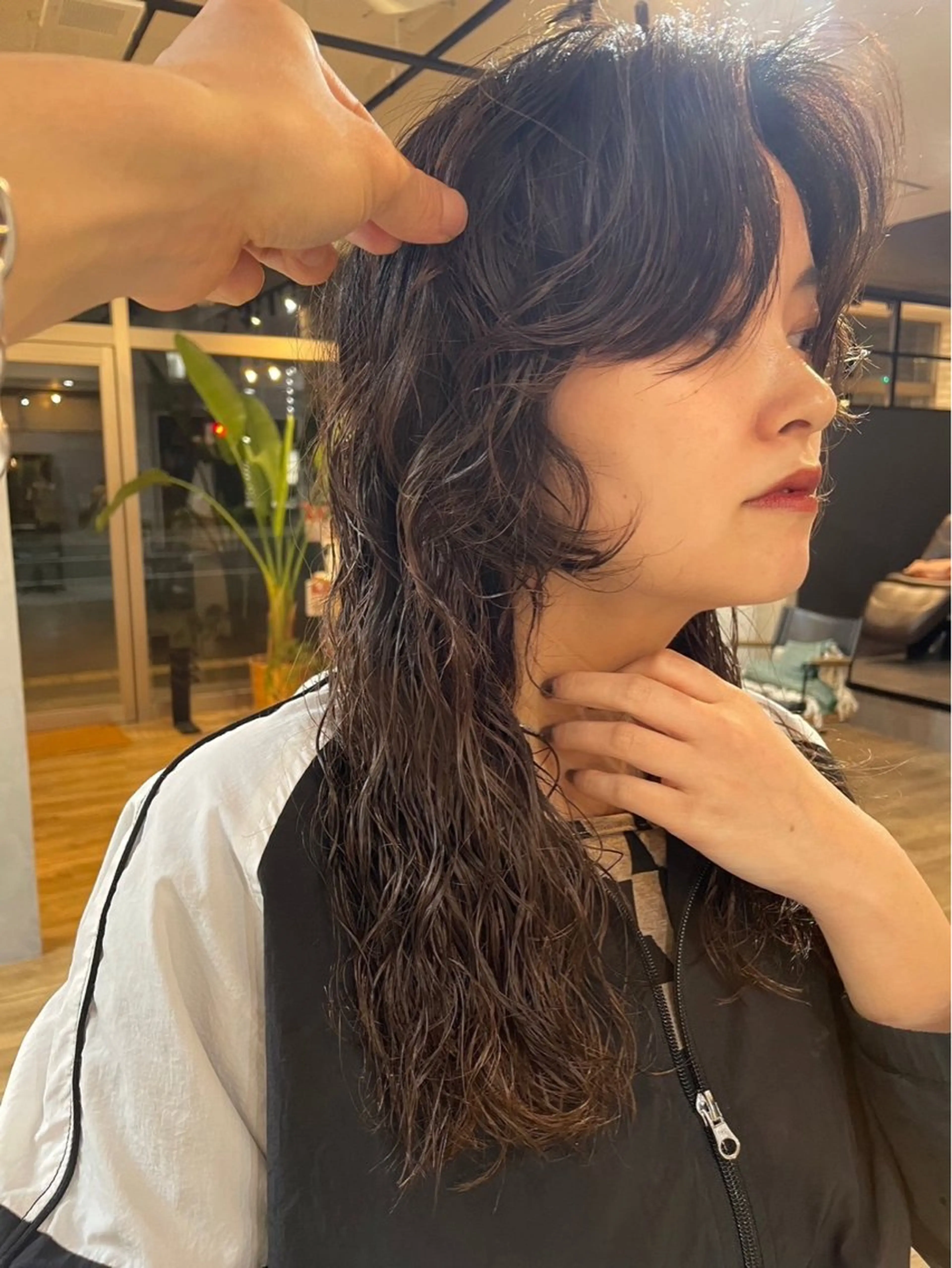 ロング パーマ カット パーマ トリートメント Basis 田口豪司のヘアスタイル