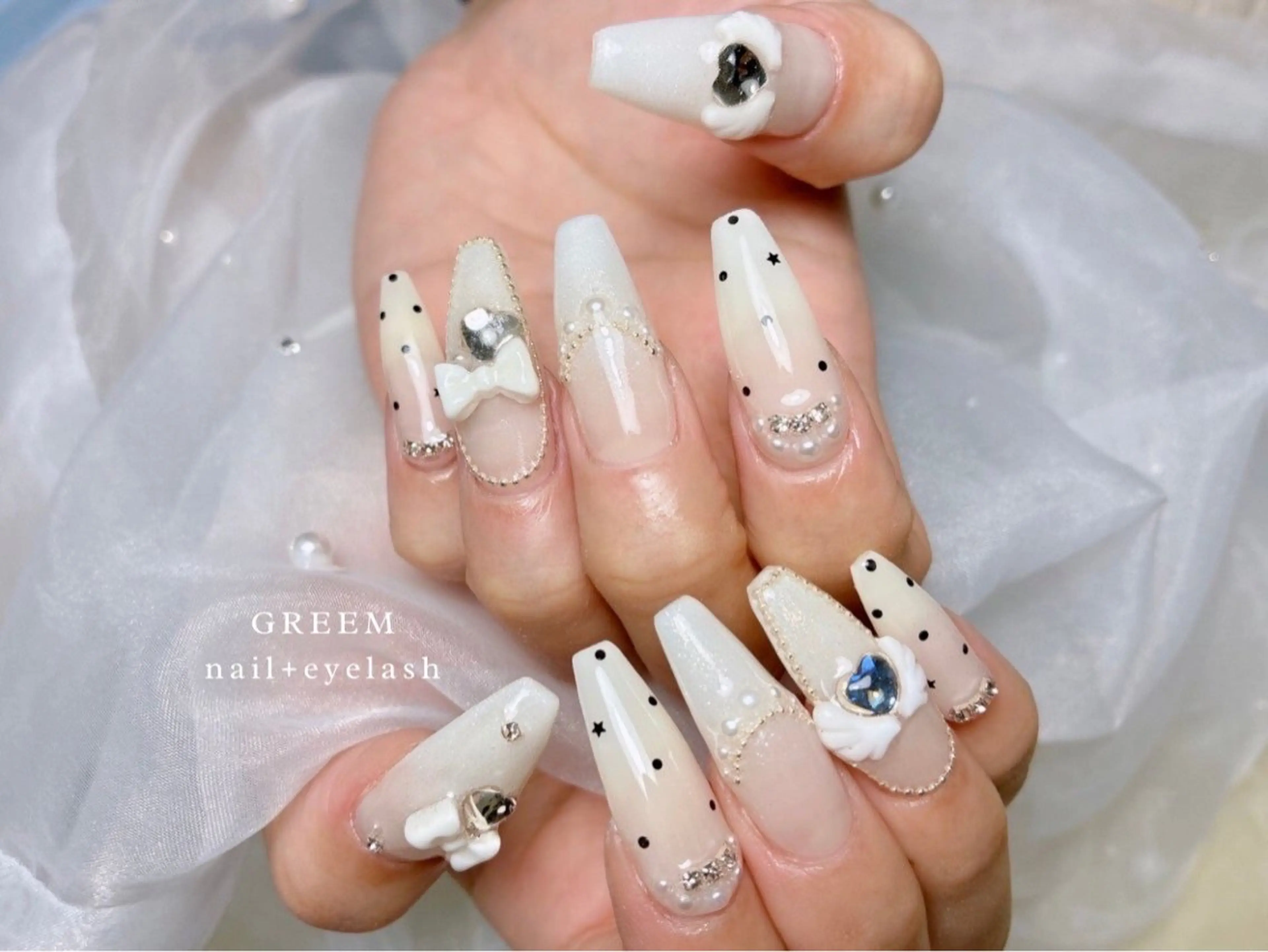 ネイル ドット ハート ハンドネイル GREEM グリームのネイルデザイン