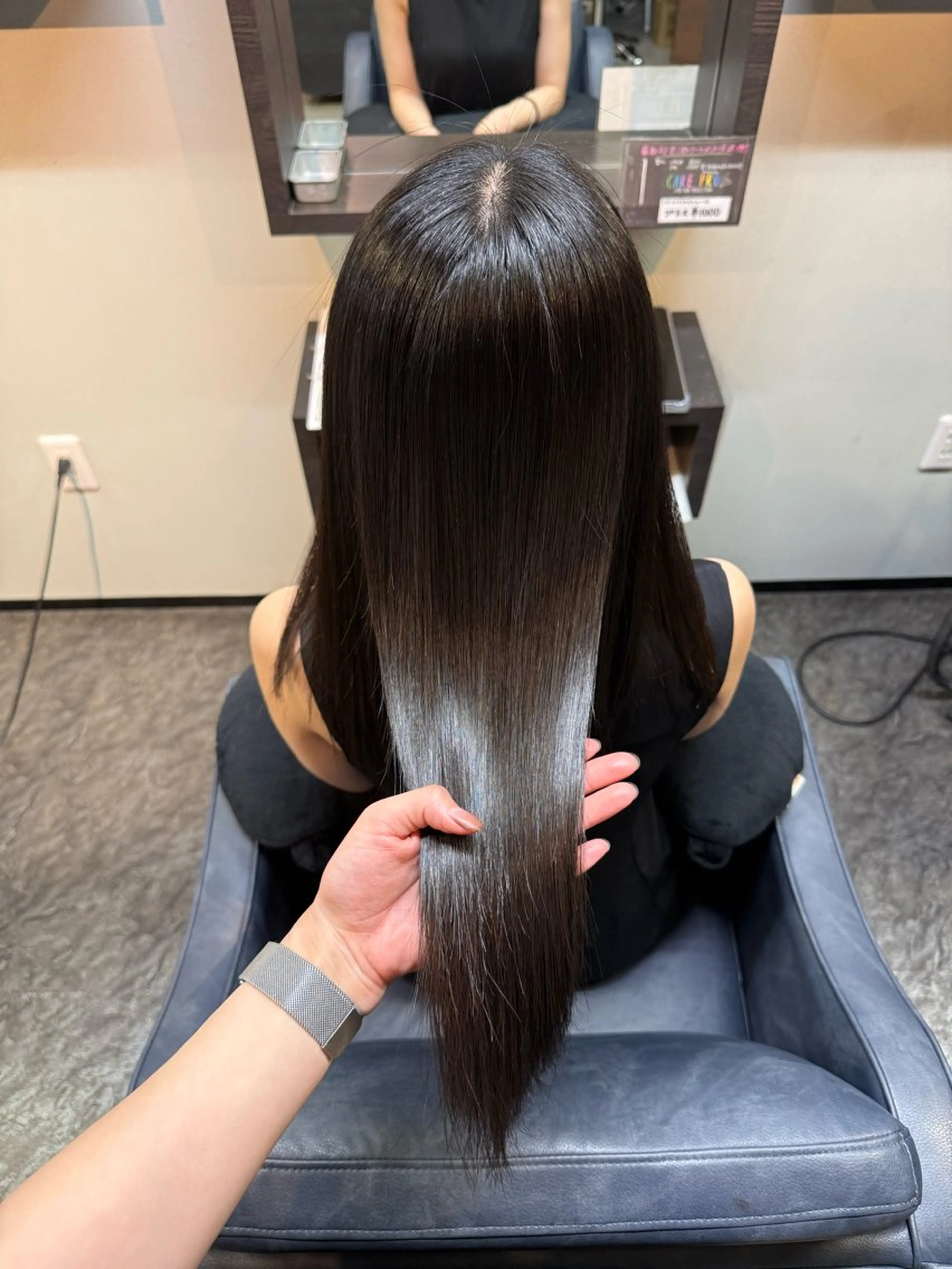 セミロング 縮毛矯正 縮毛矯正 奴賀 詩のヘアスタイル